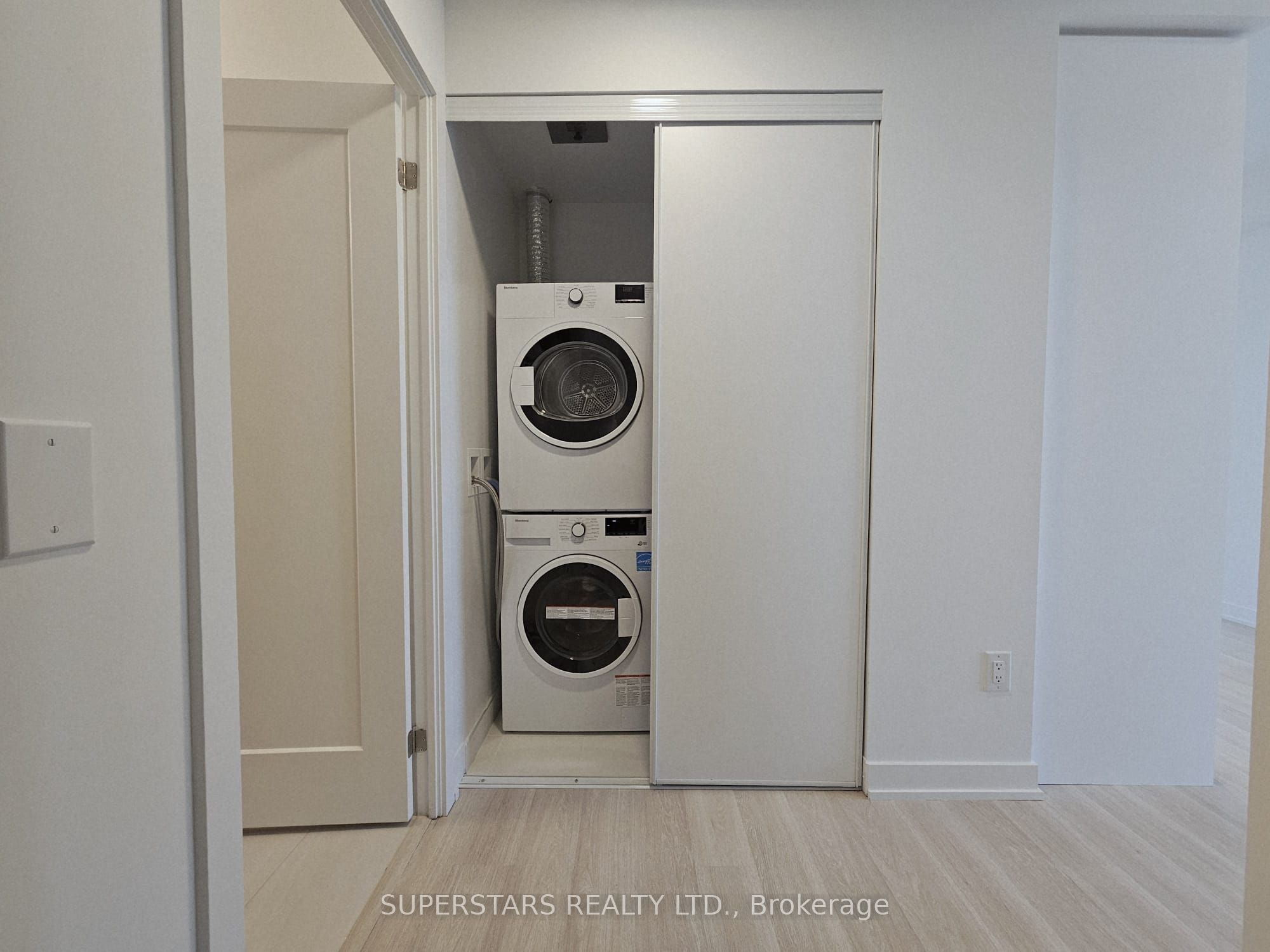 MLS #W12384093 image #2