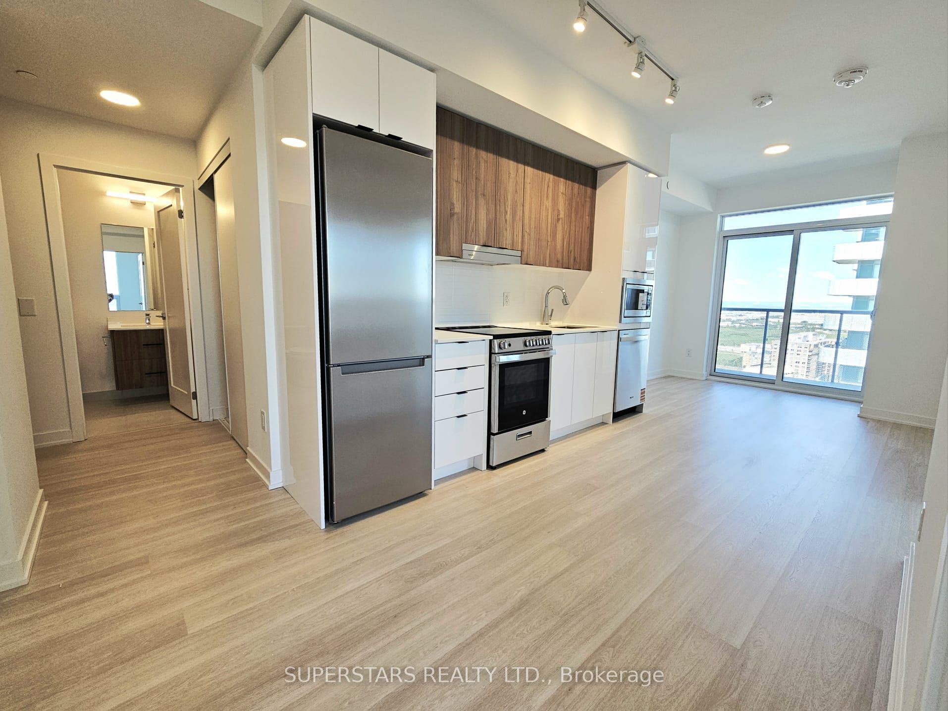 MLS #W12384093 image #7