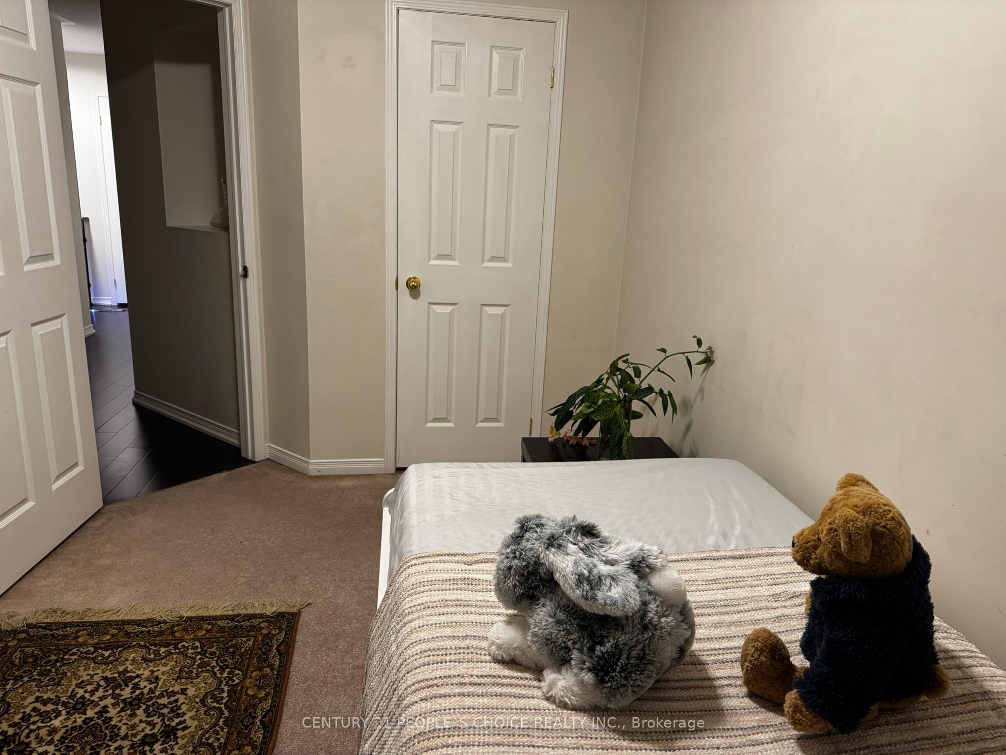 MLS #W12384099 image #1