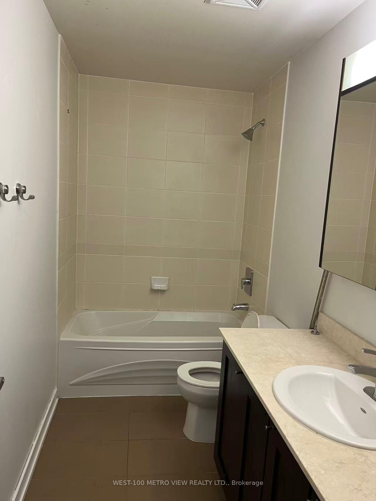 MLS #W12384286 image #10