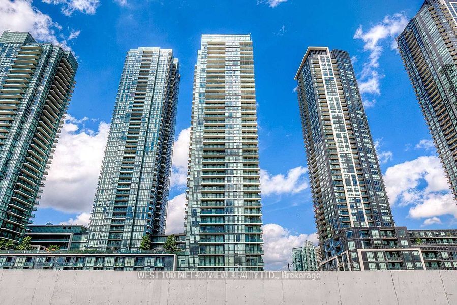 MLS #W12384286 image #2