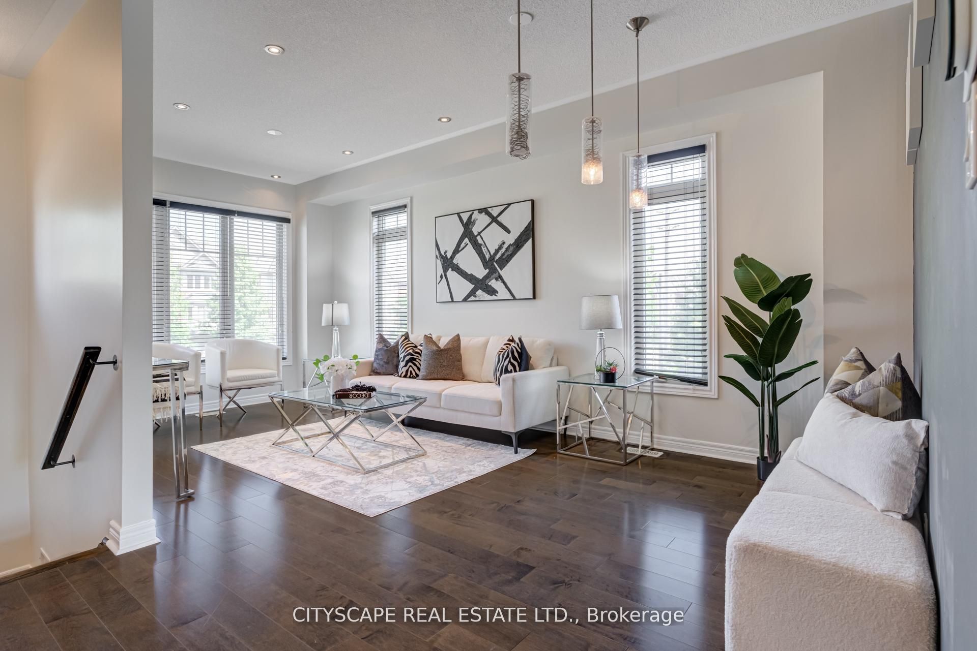 MLS #W12384605 image #11