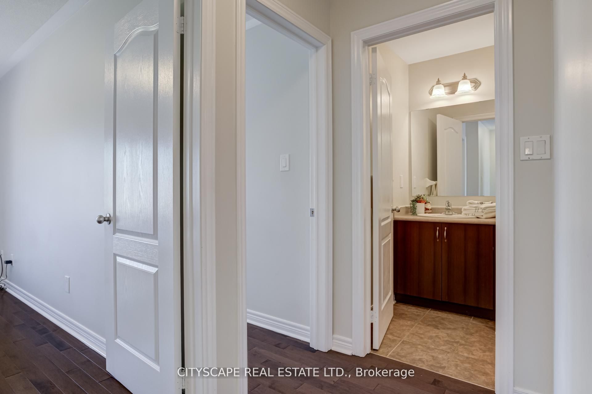 MLS #W12384605 image #35