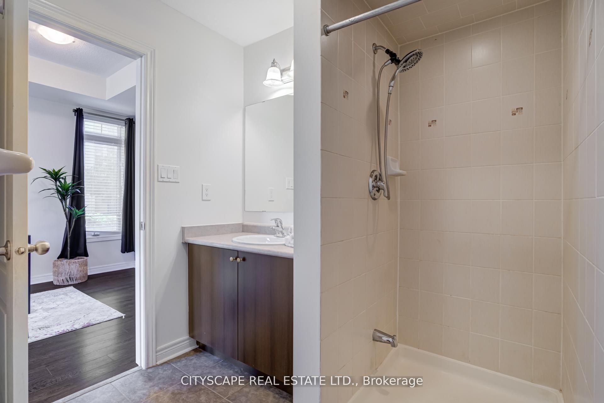 MLS #W12384605 image #9