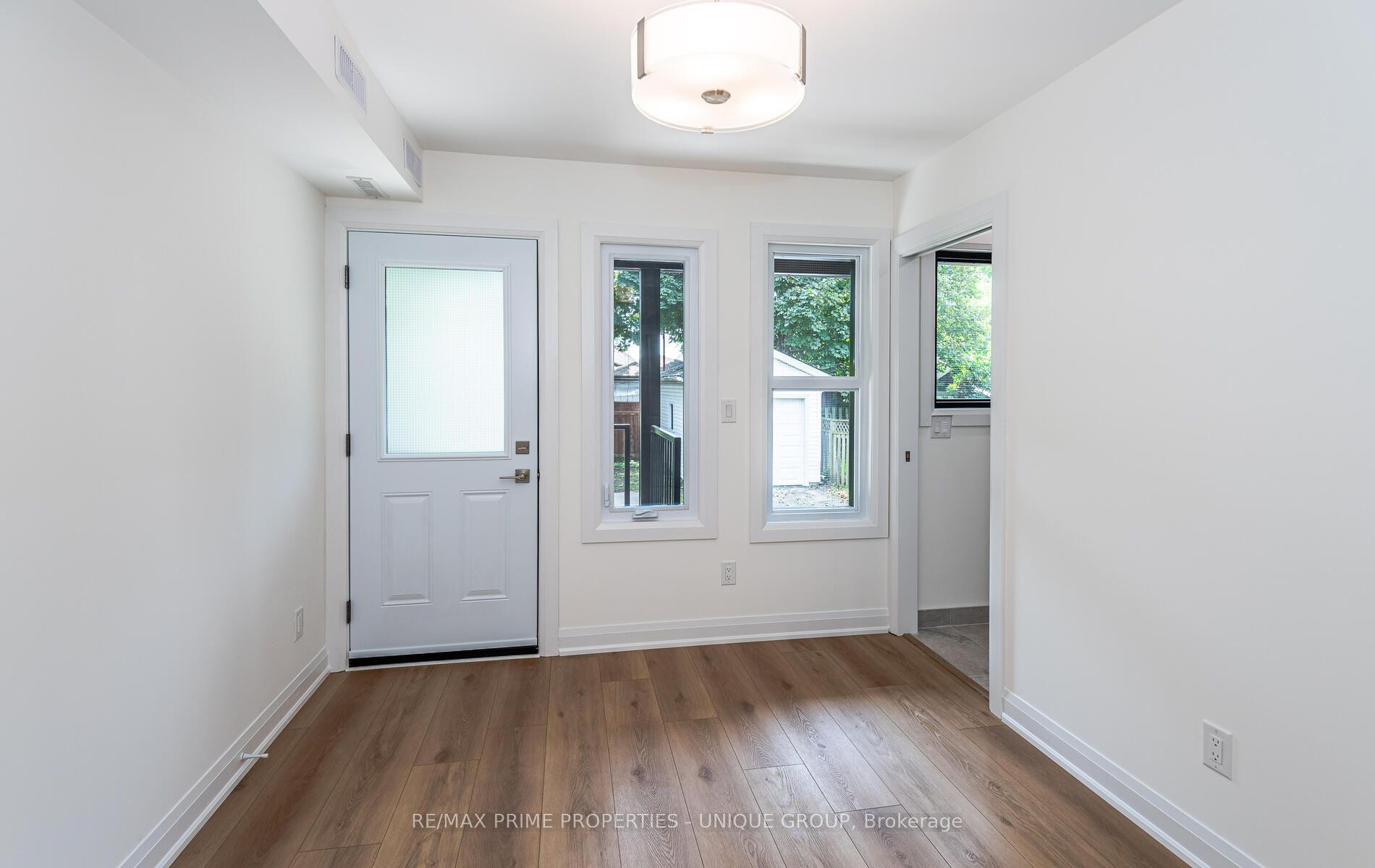 MLS #W12385003 image #11