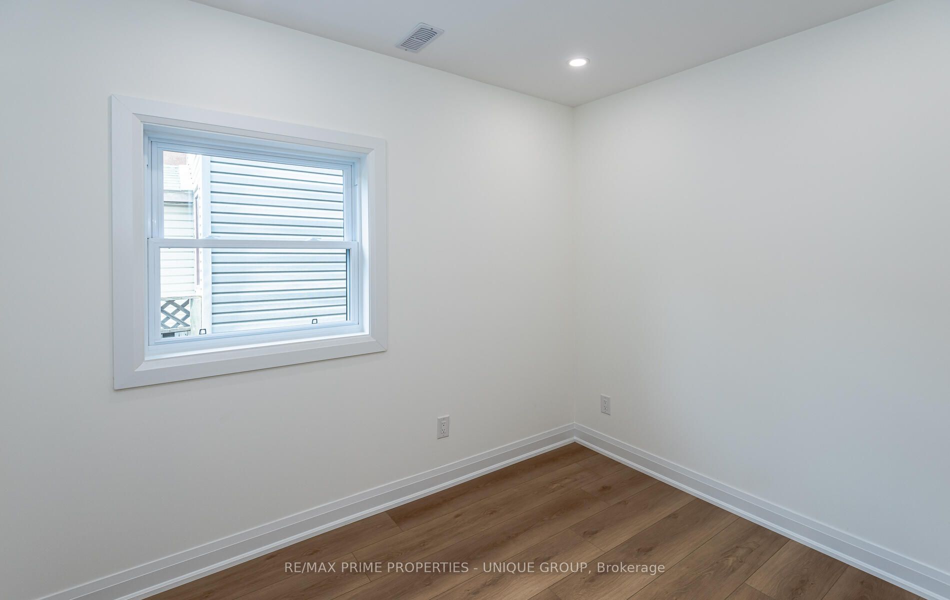 MLS #W12385003 image #17