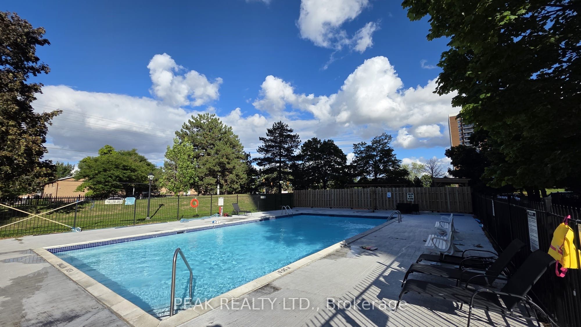 MLS #W12385112 image #14