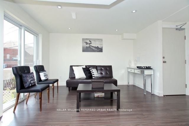 MLS #W12385197 image #2