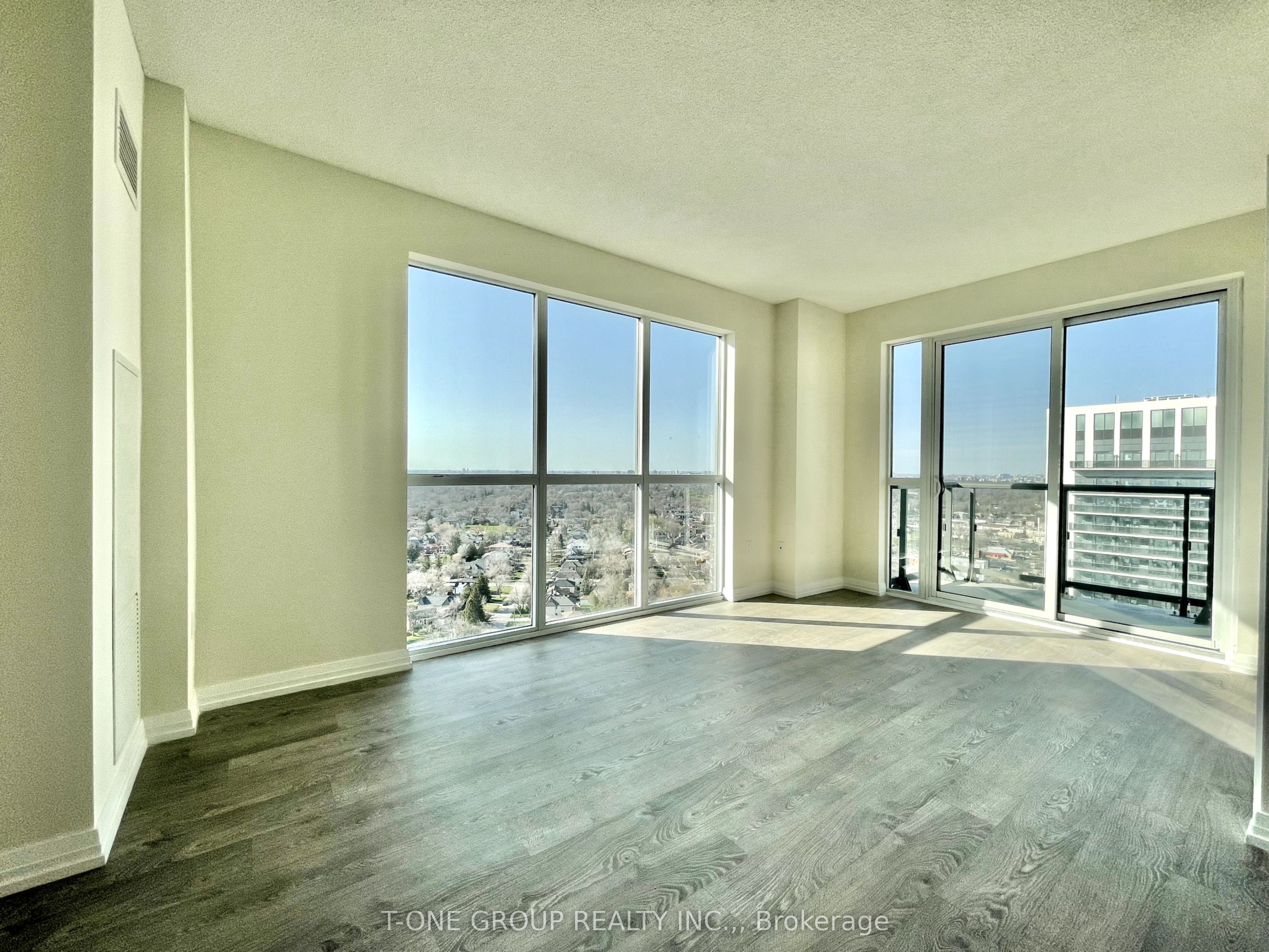 MLS #W12385424 image #2