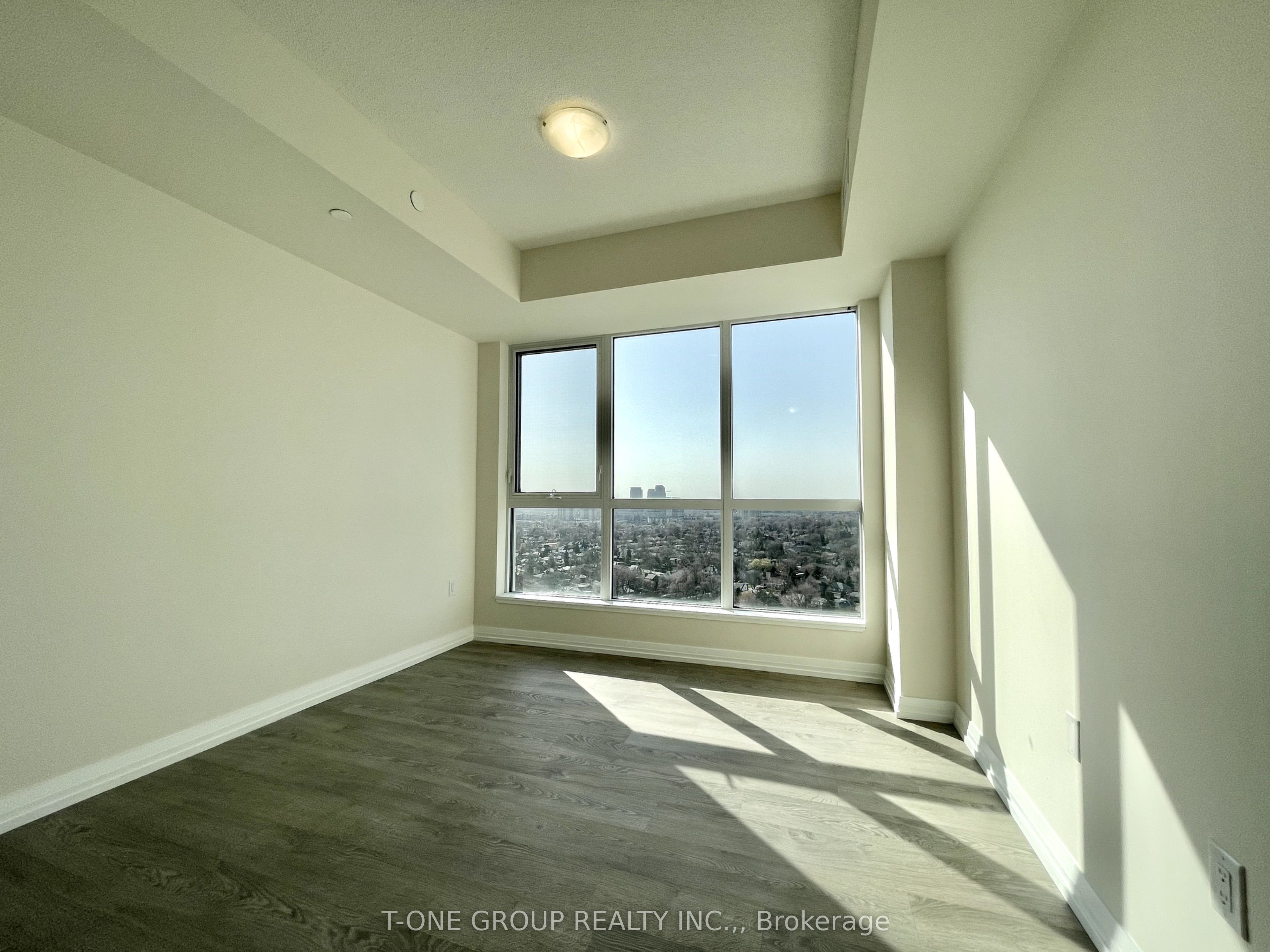 MLS #W12385424 image #6