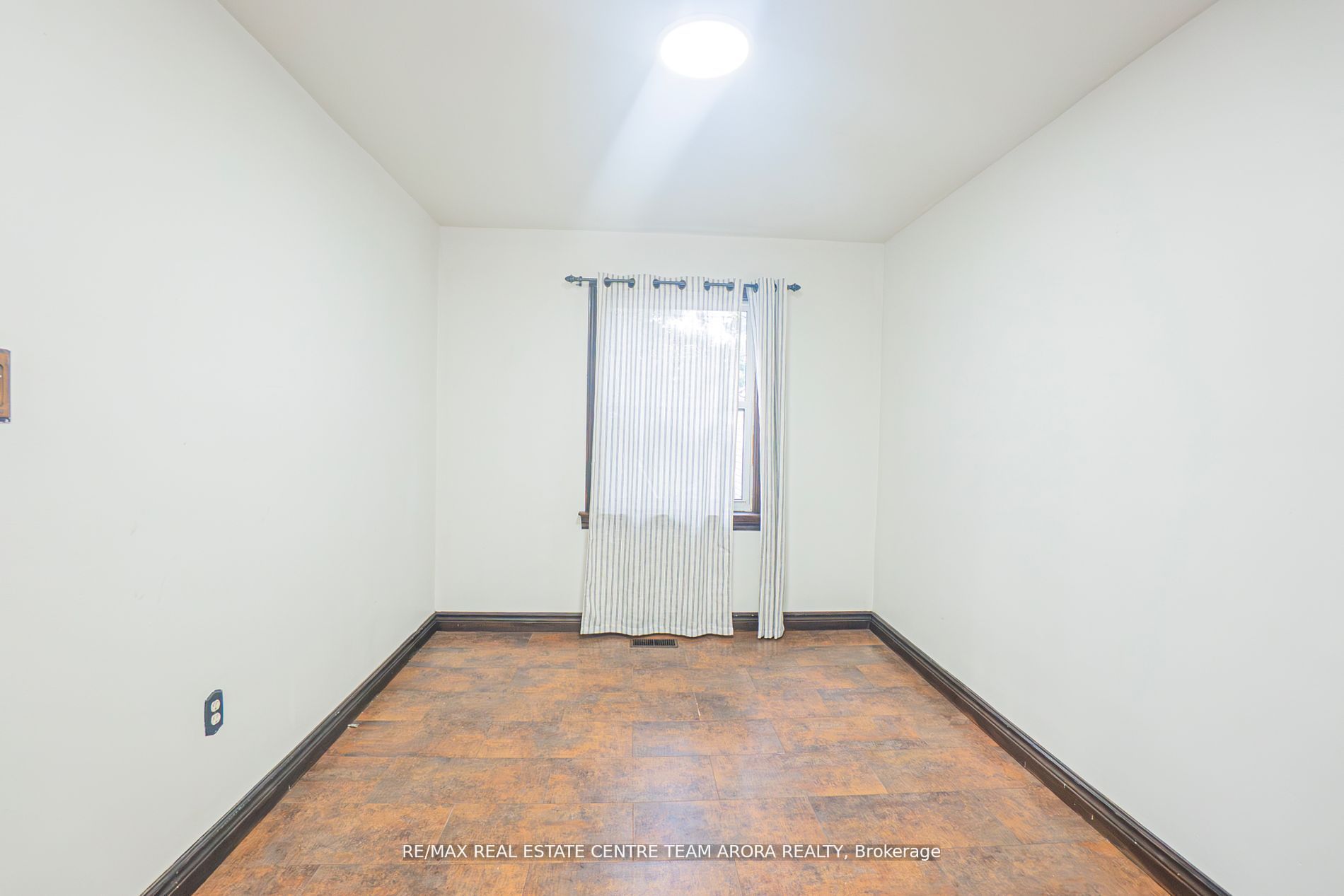 MLS #W12385535 image #8