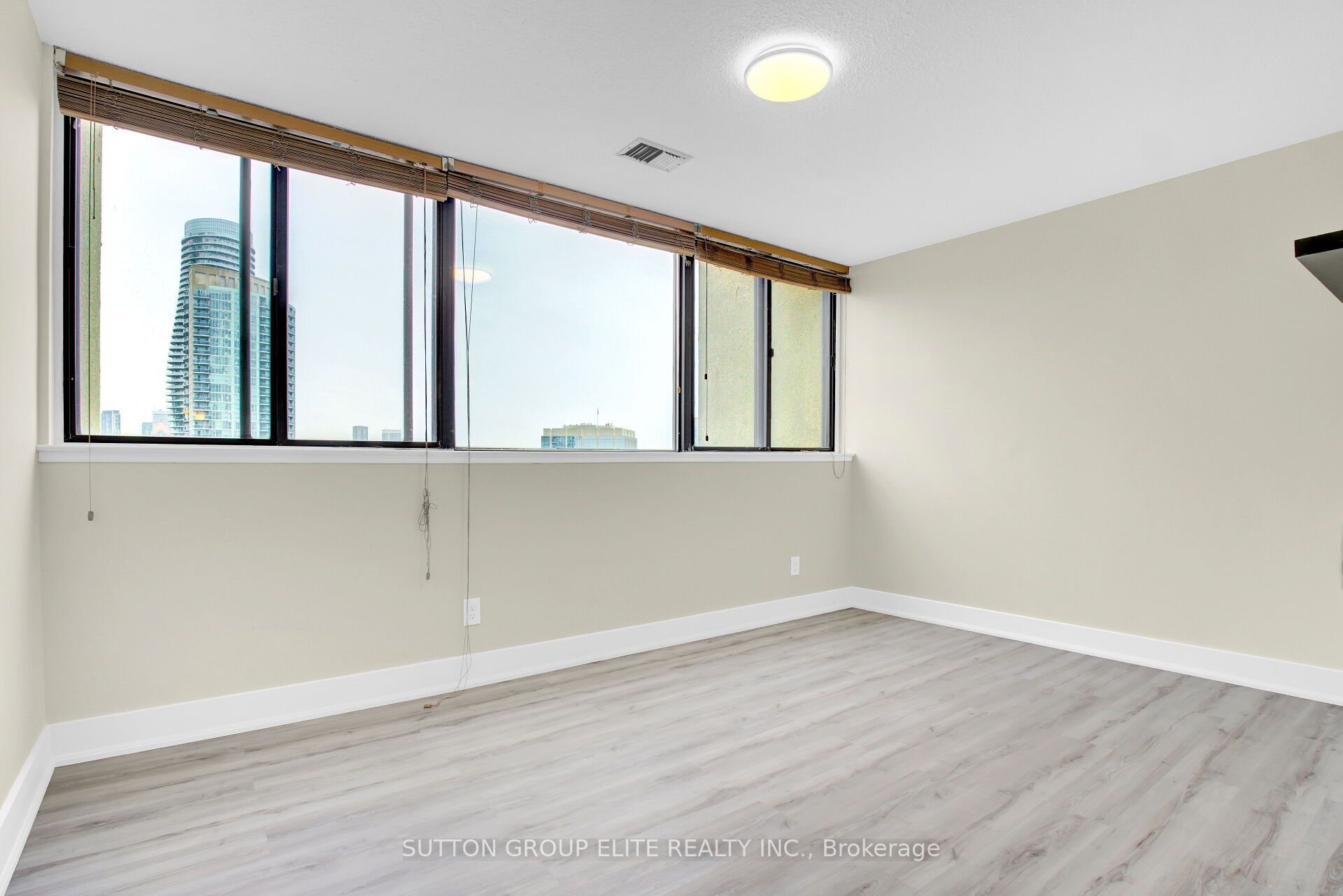 MLS #W12385632 image #24