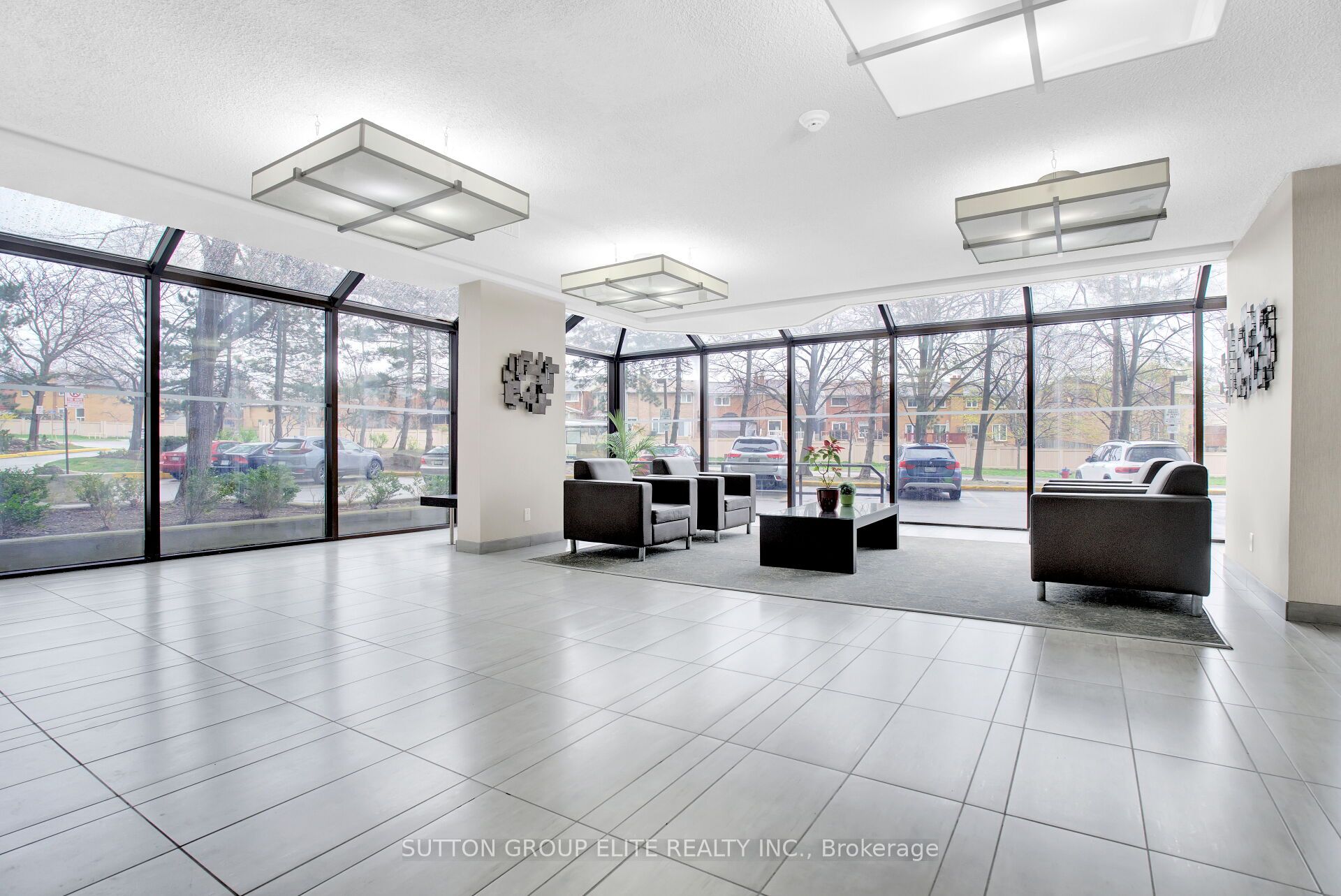 MLS #W12385632 image #4