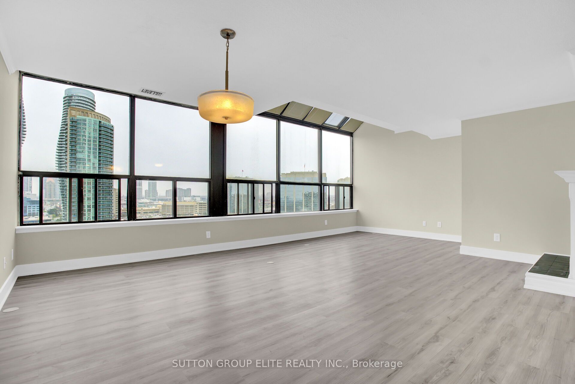 MLS #W12385632 image #9