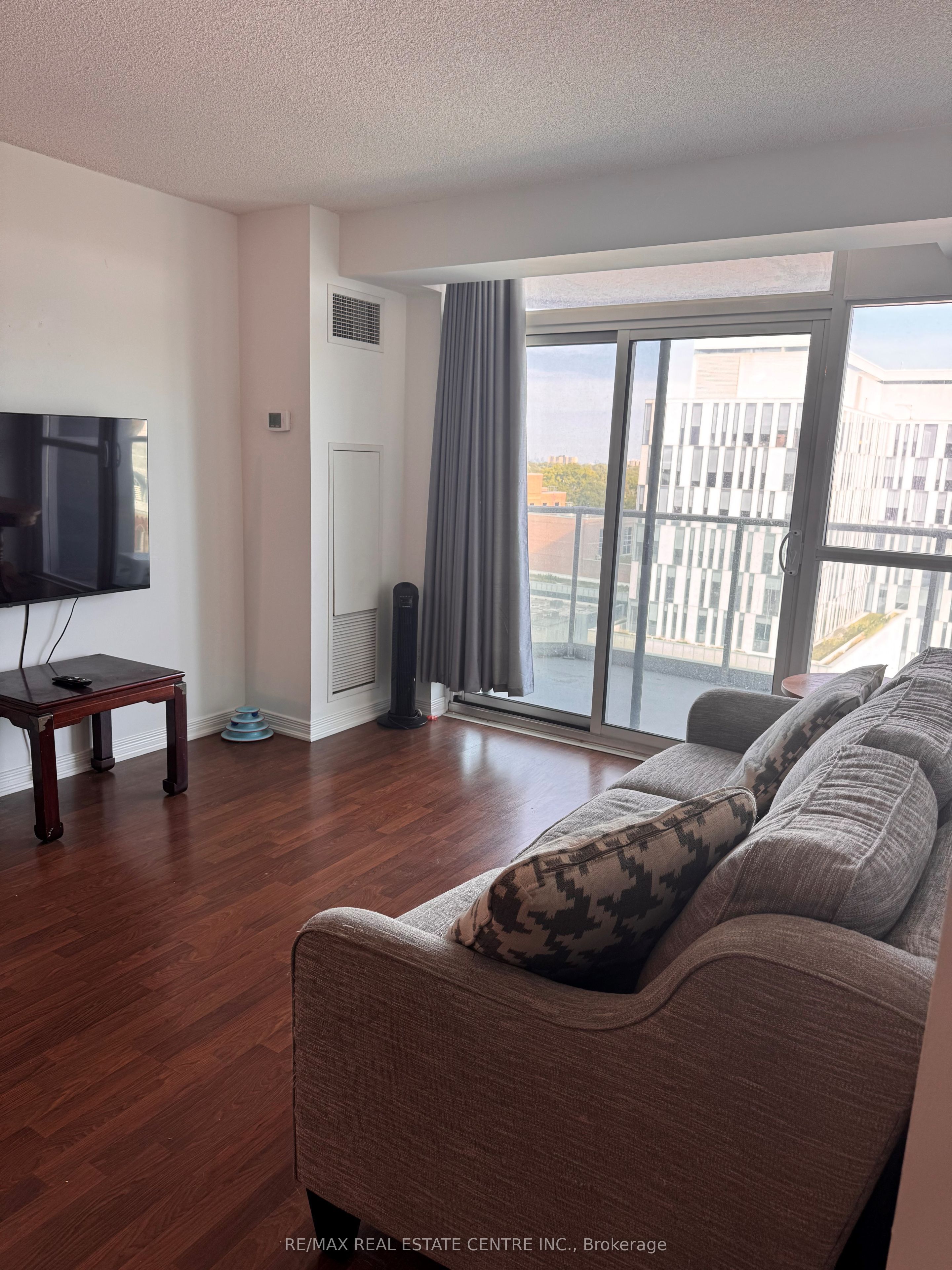 MLS #W12385748 image #6