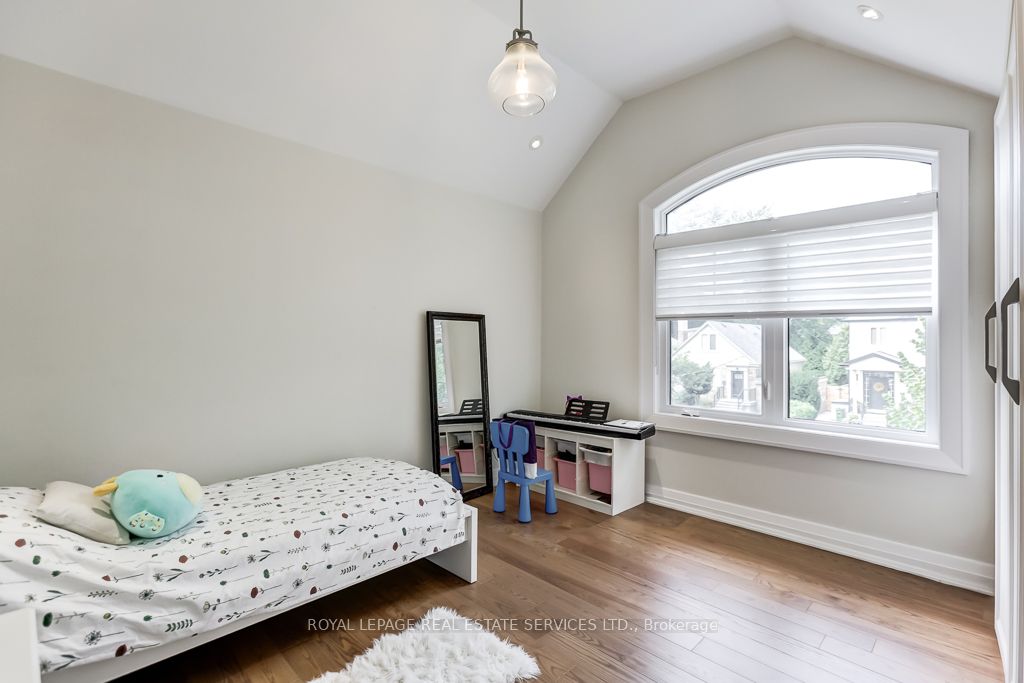 MLS #W12385859 image #24