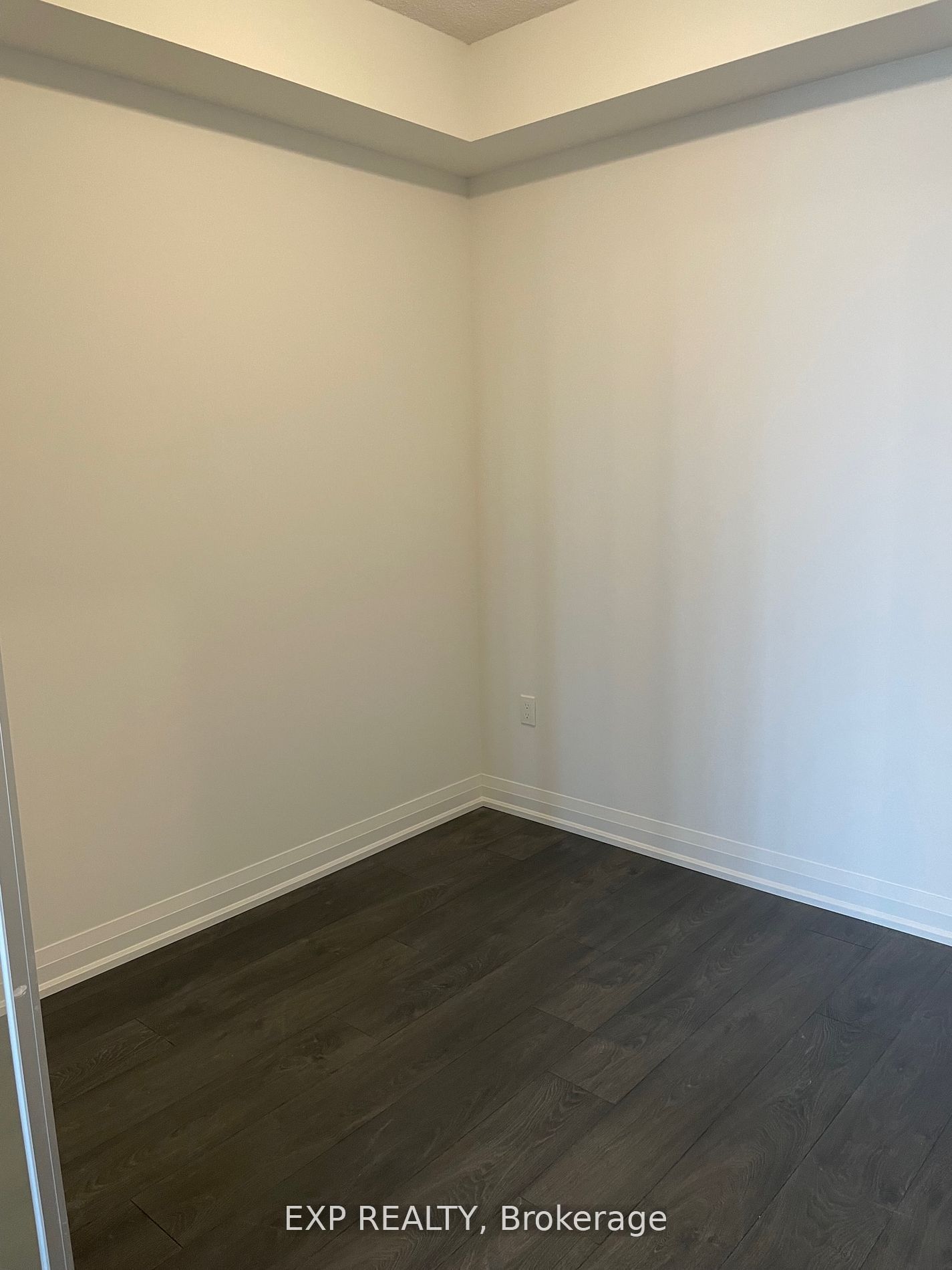 MLS #W12385932 image #10