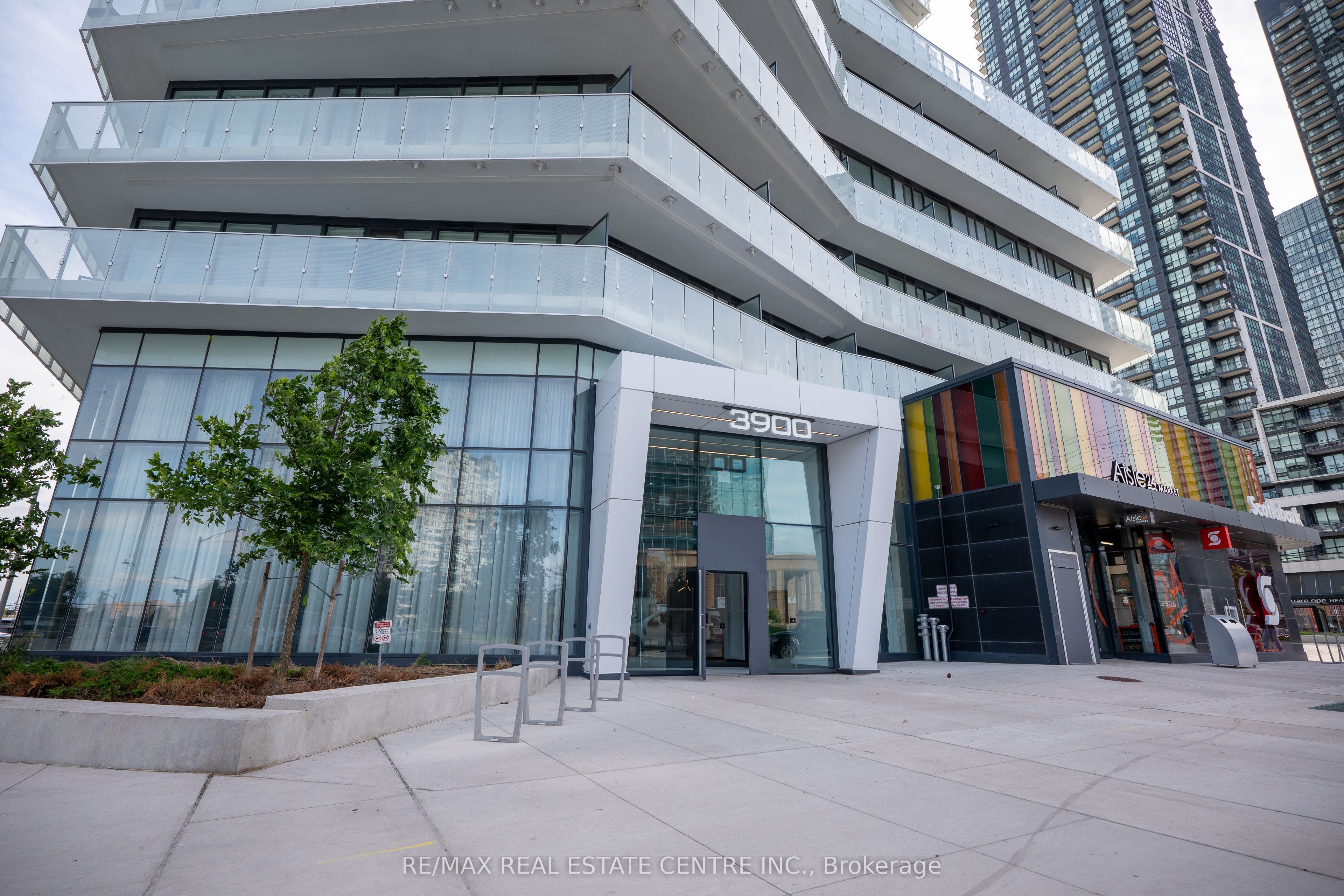 MLS #W12385963 image #1