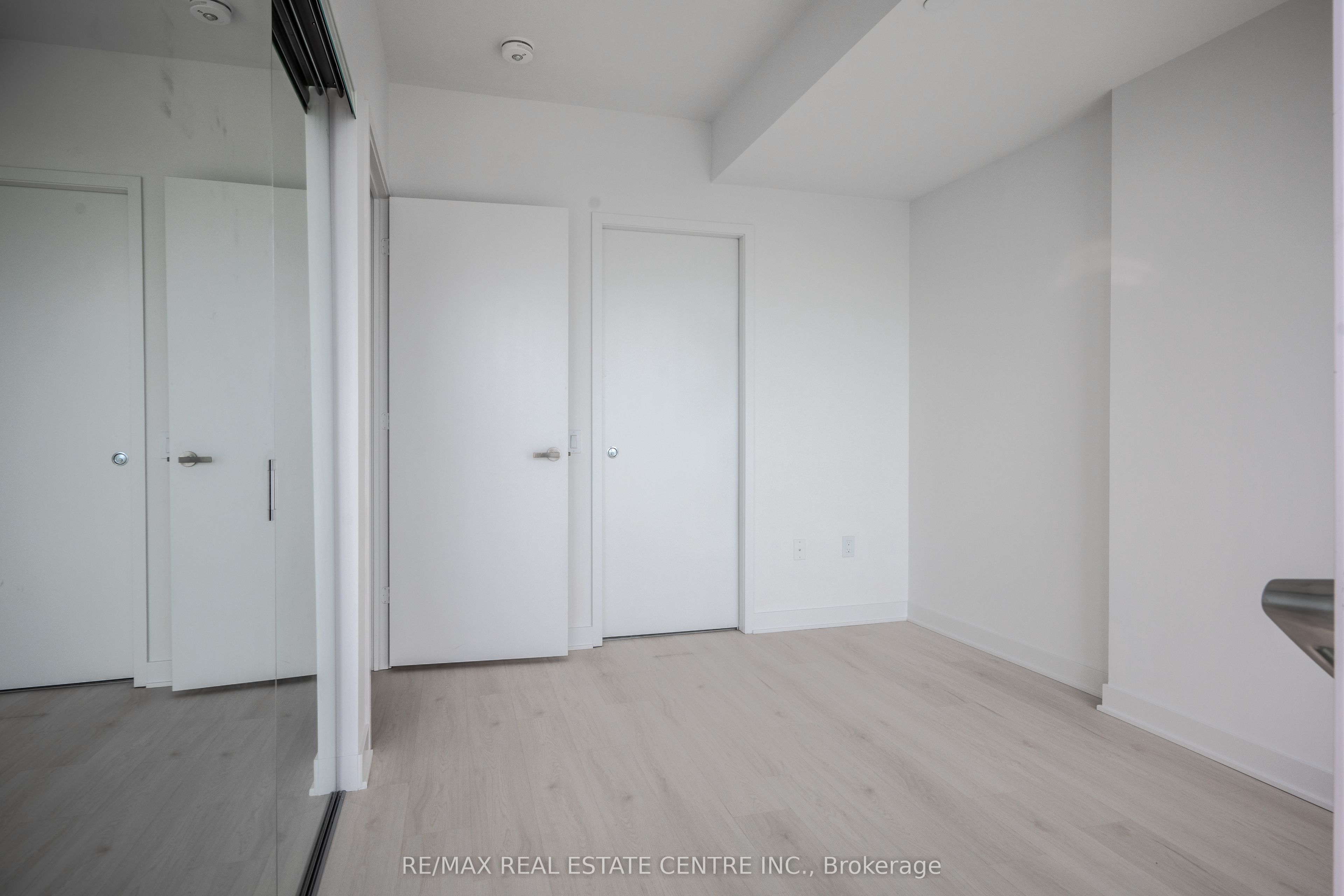 MLS #W12385963 image #10