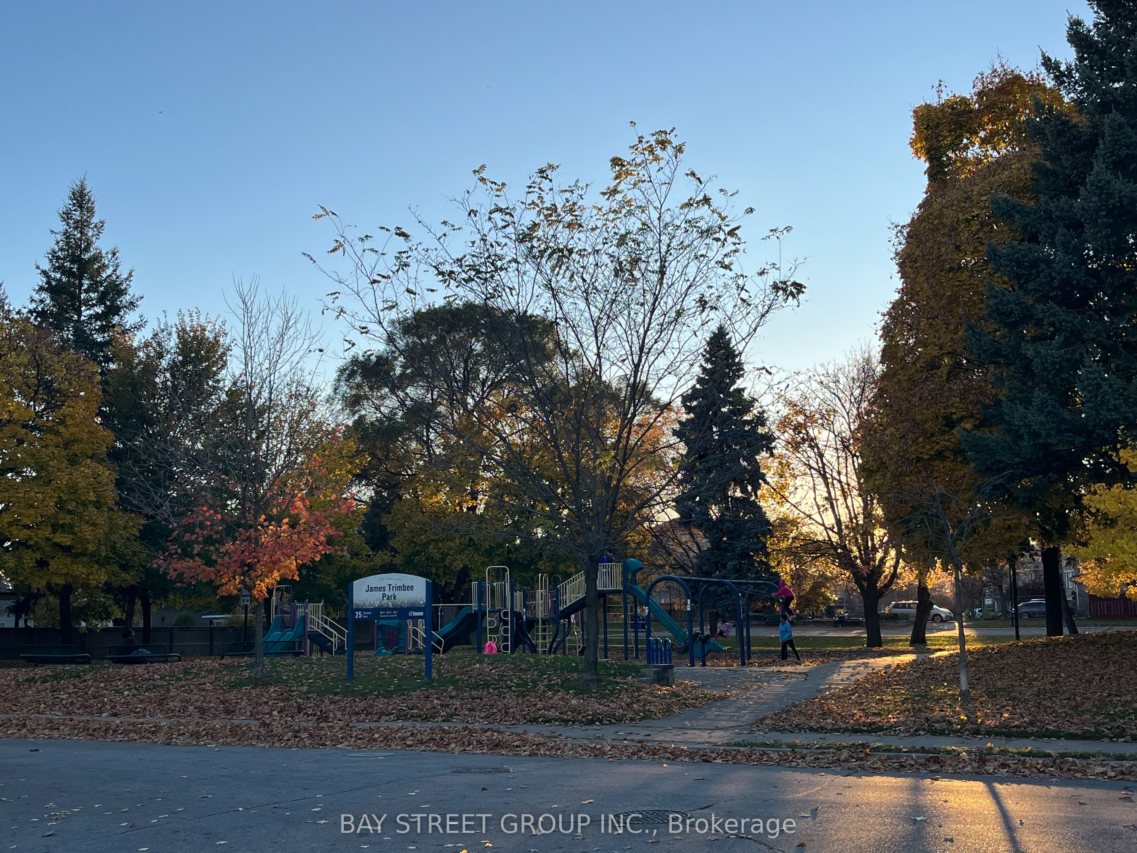 MLS #W12386142 image #3