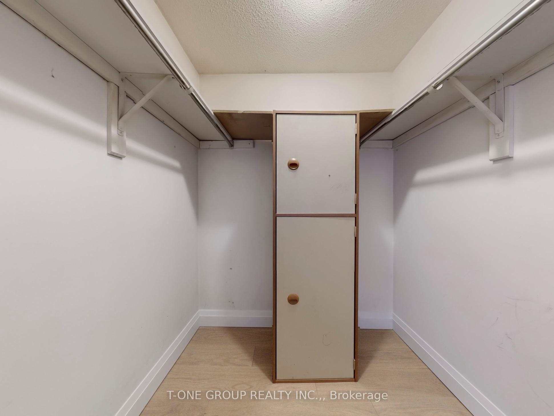 MLS #W12386212 image #26