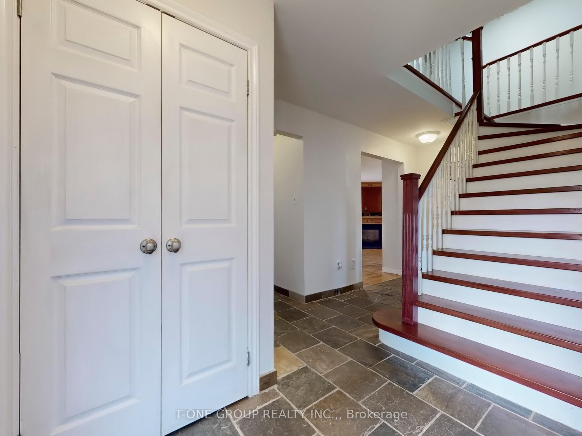 MLS #W12386212 image #3