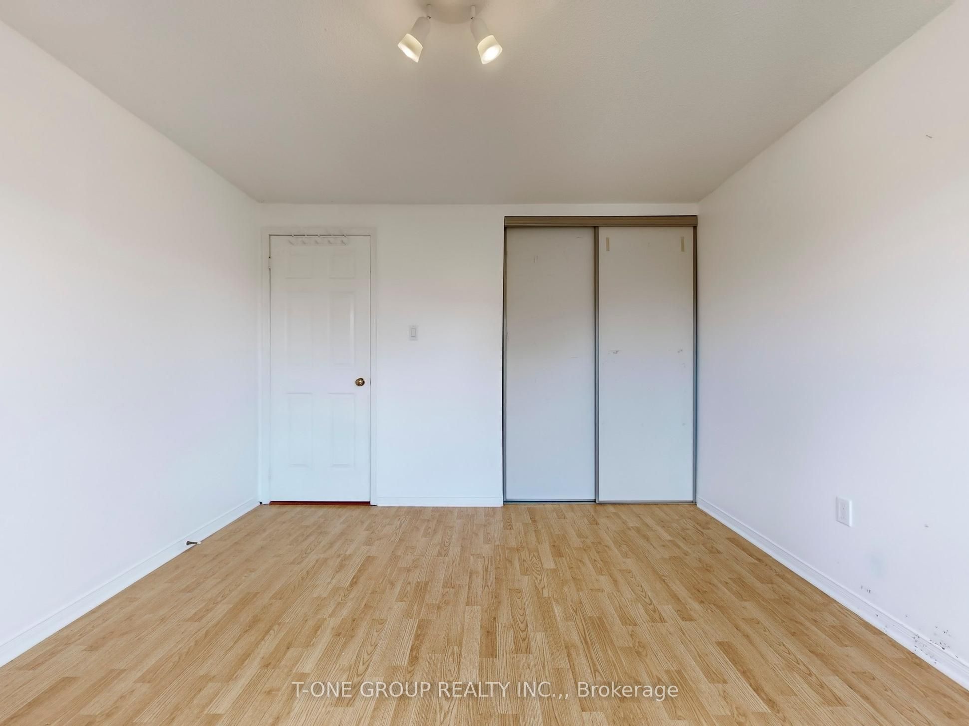 MLS #W12386212 image #33