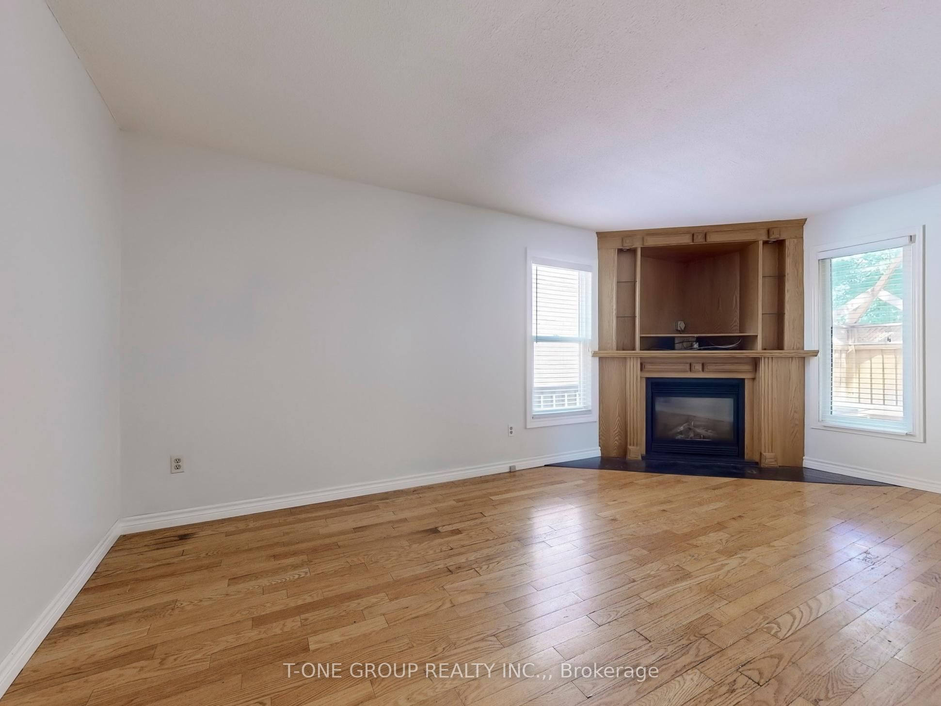 MLS #W12386212 image #8