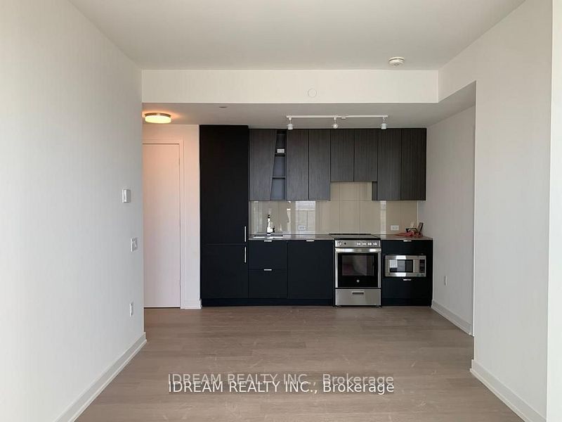 MLS #W12386504 image #1