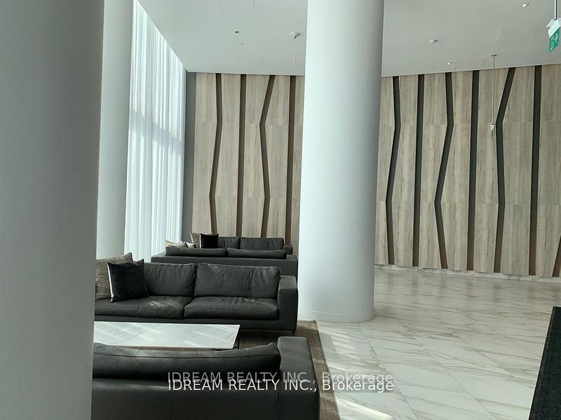 MLS #W12386504 image #13