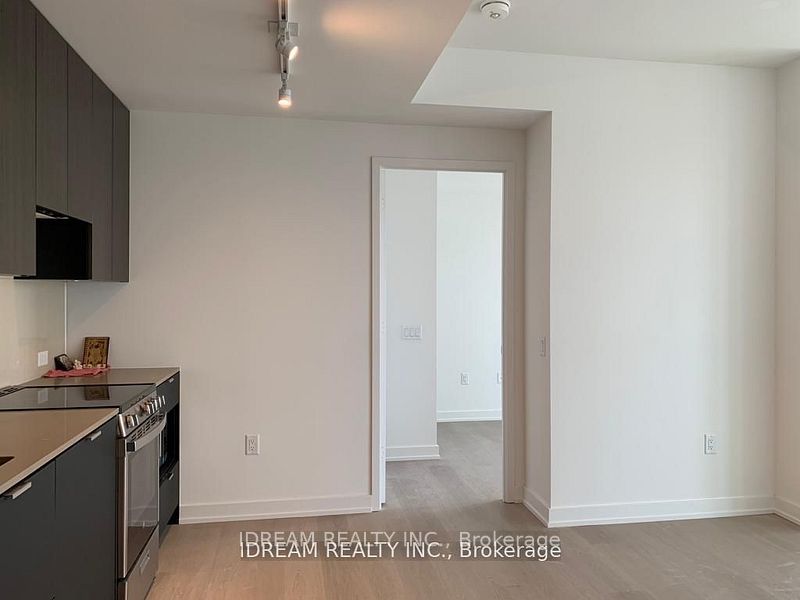 MLS #W12386504 image #5