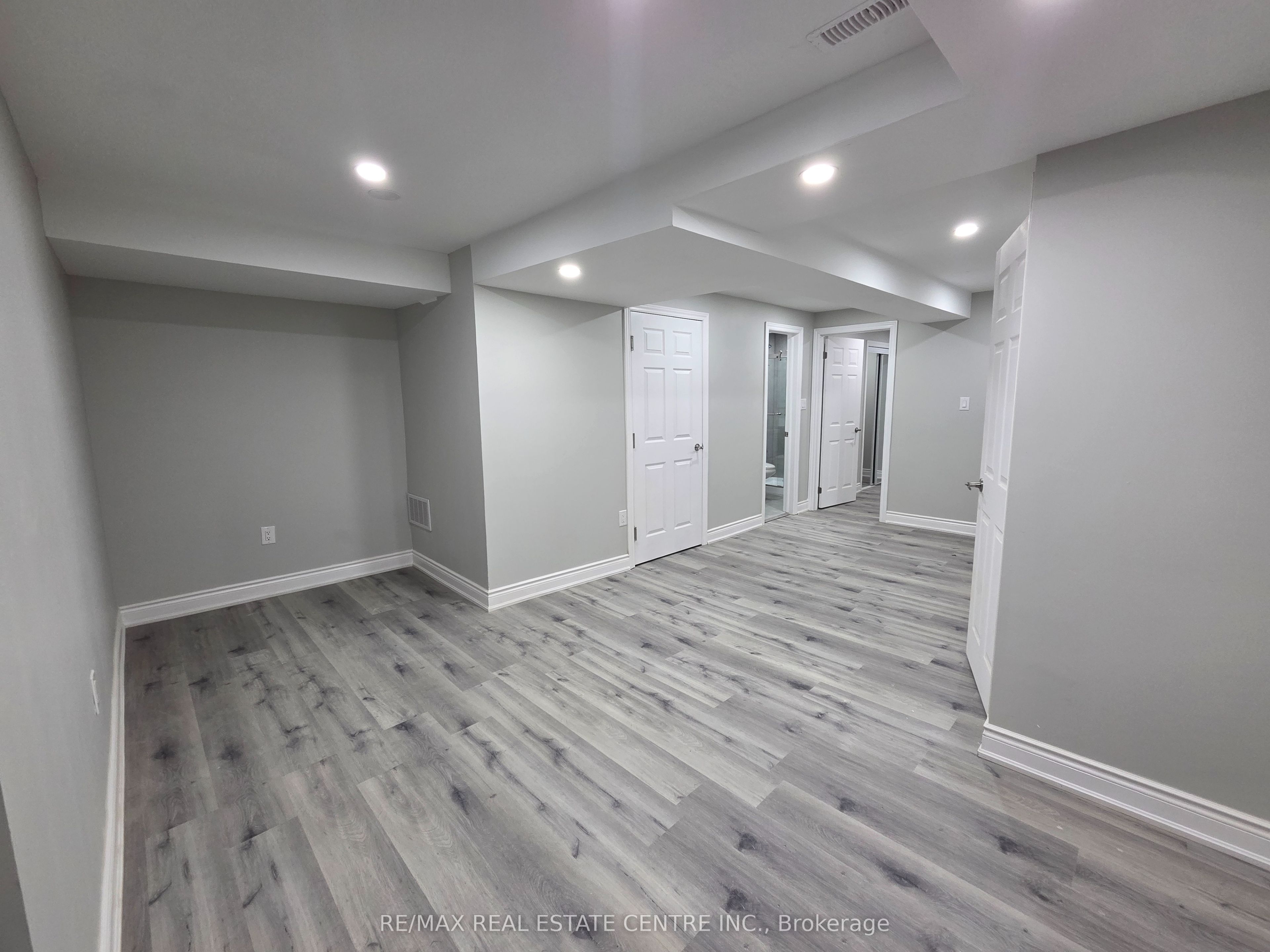 MLS #W12386541 image #1