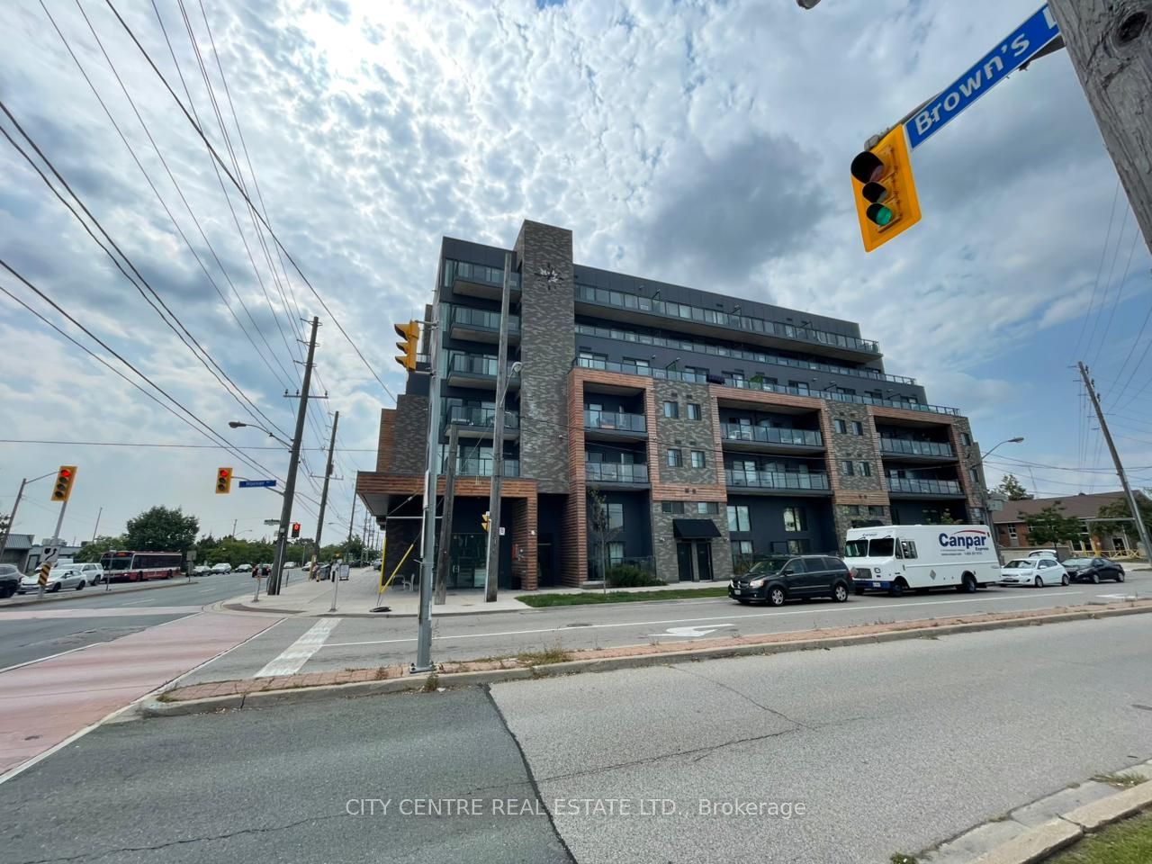 MLS #W12386542 image #1