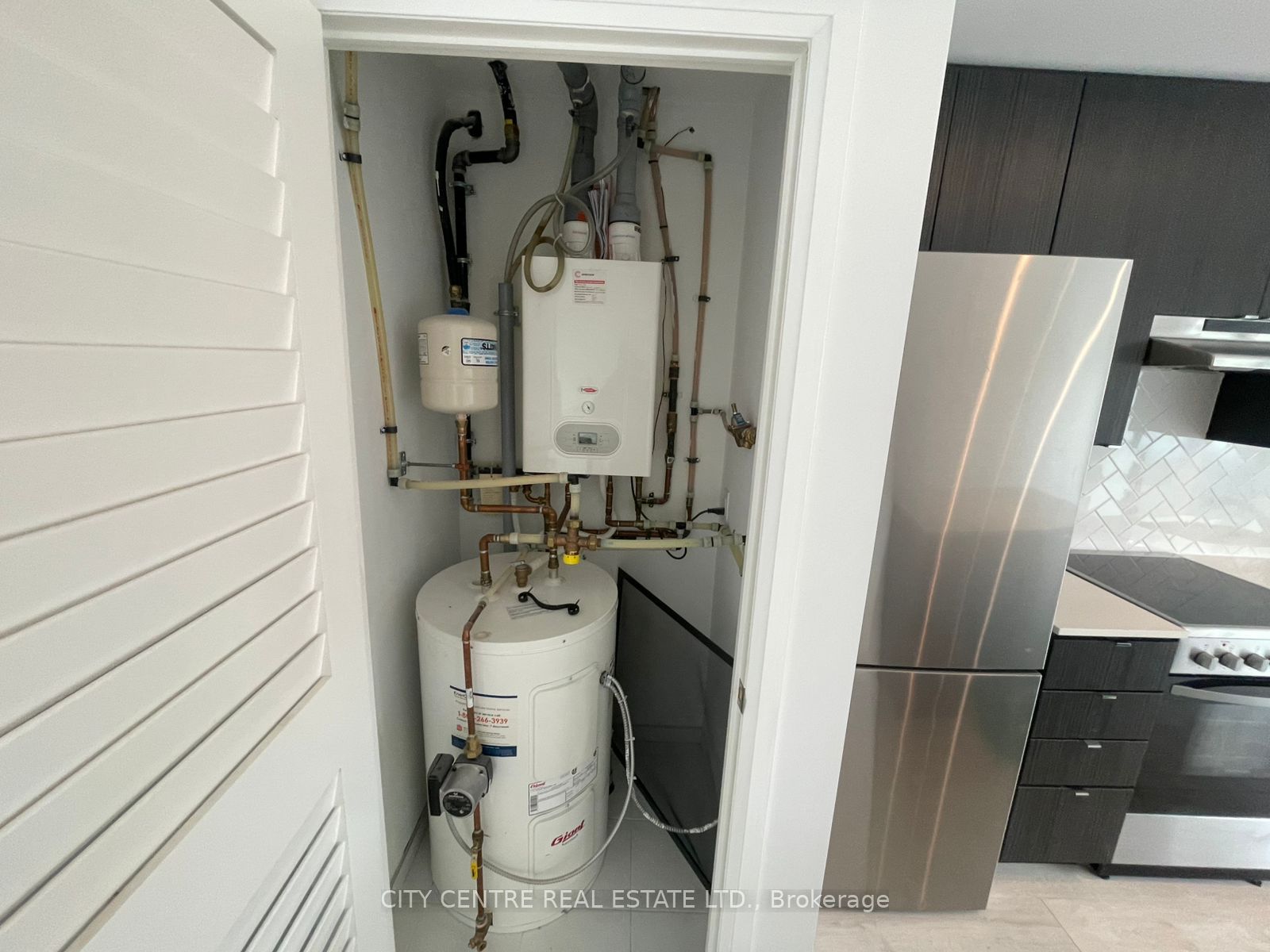 MLS #W12386542 image #9