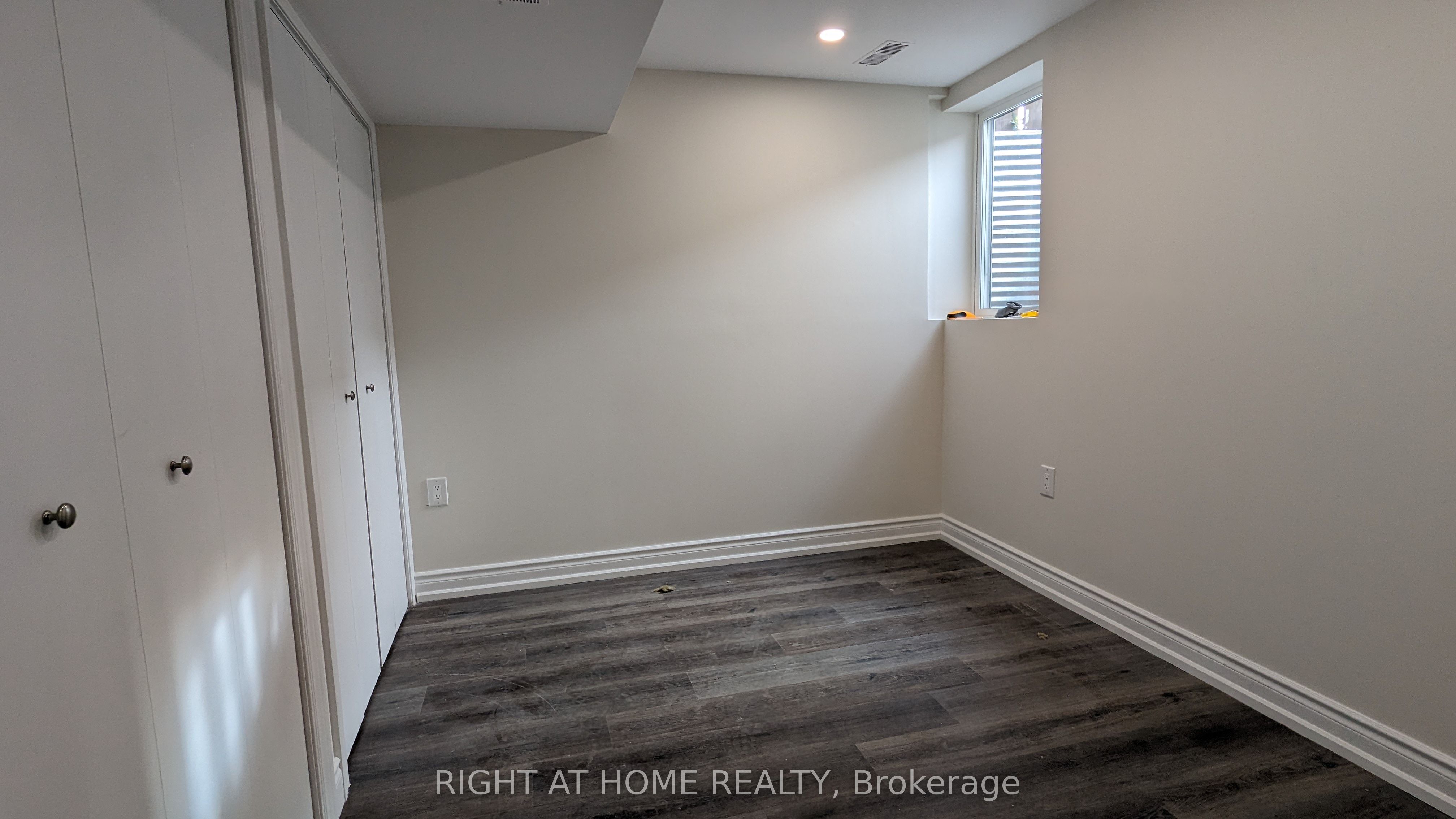 MLS #W12386711 image #10