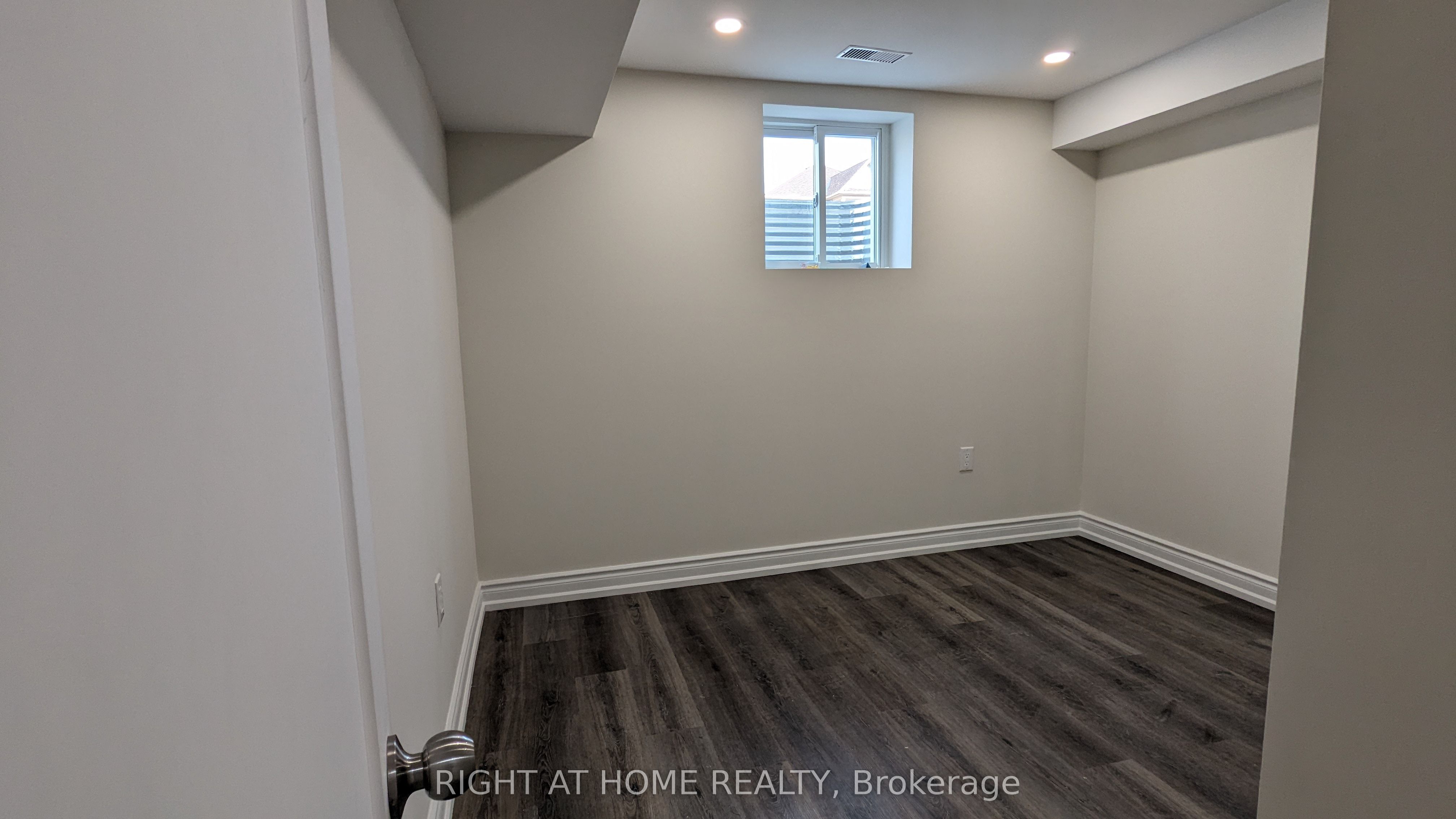 MLS #W12386711 image #14