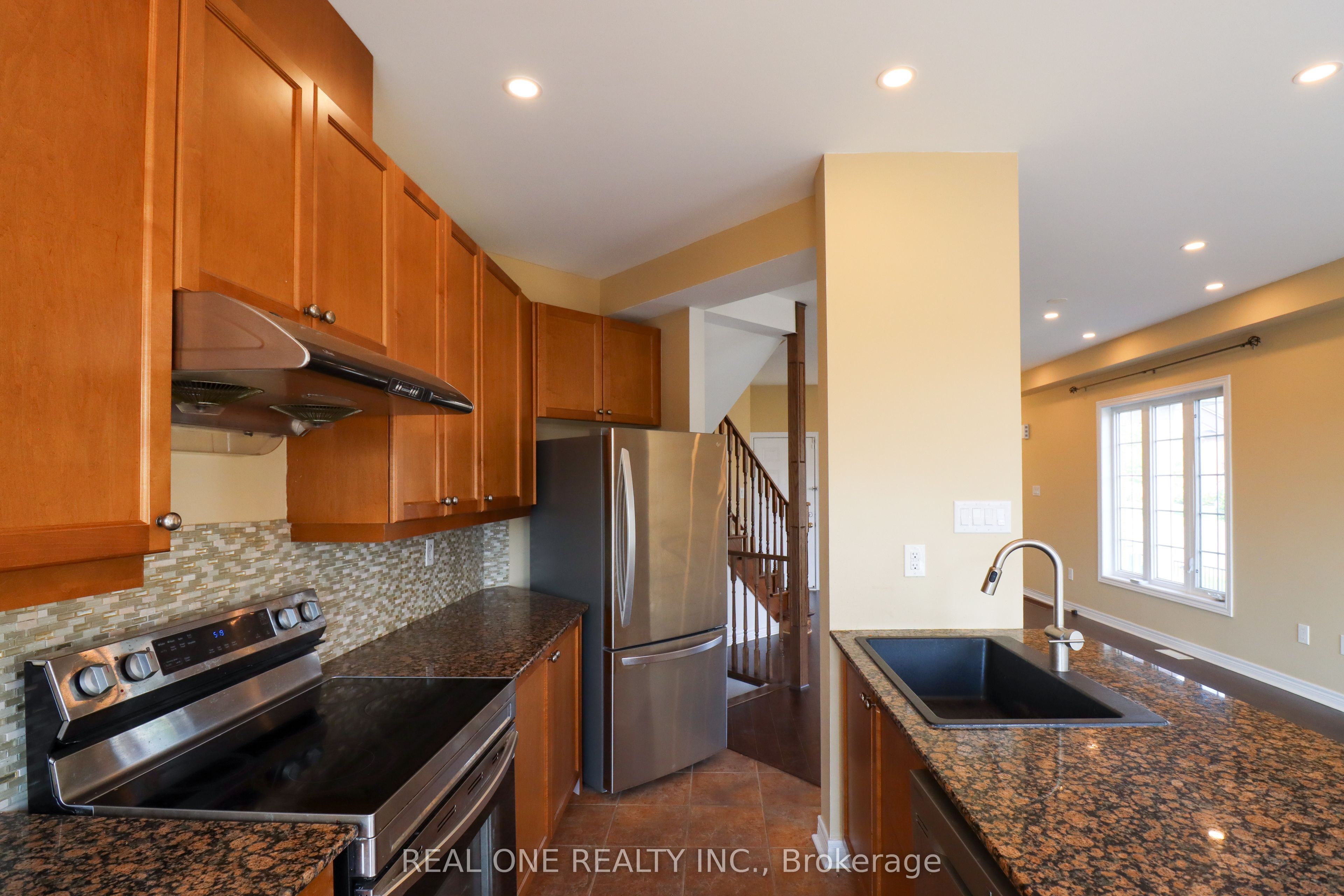 MLS #W12386836 image #12