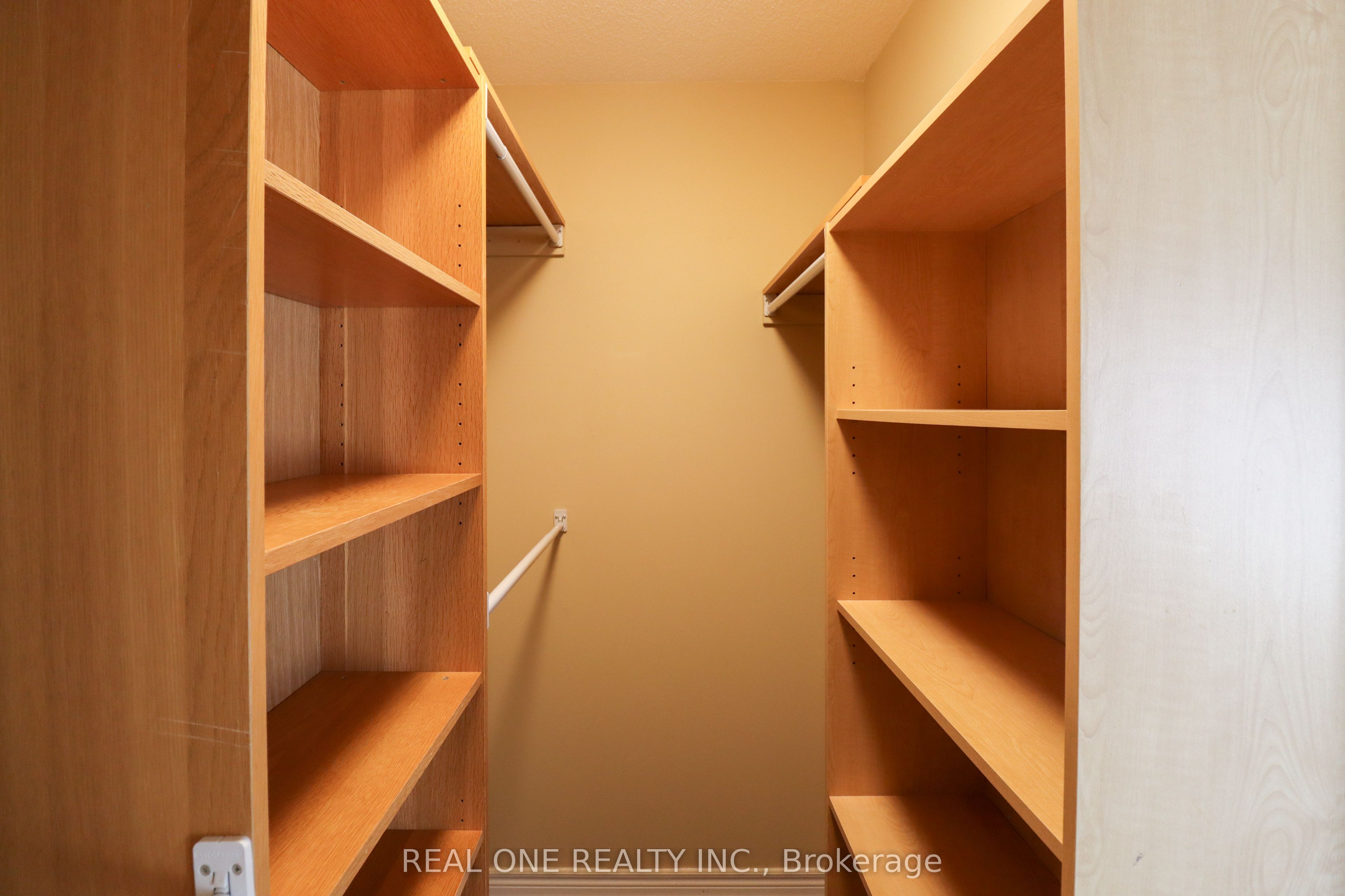 MLS #W12386836 image #19