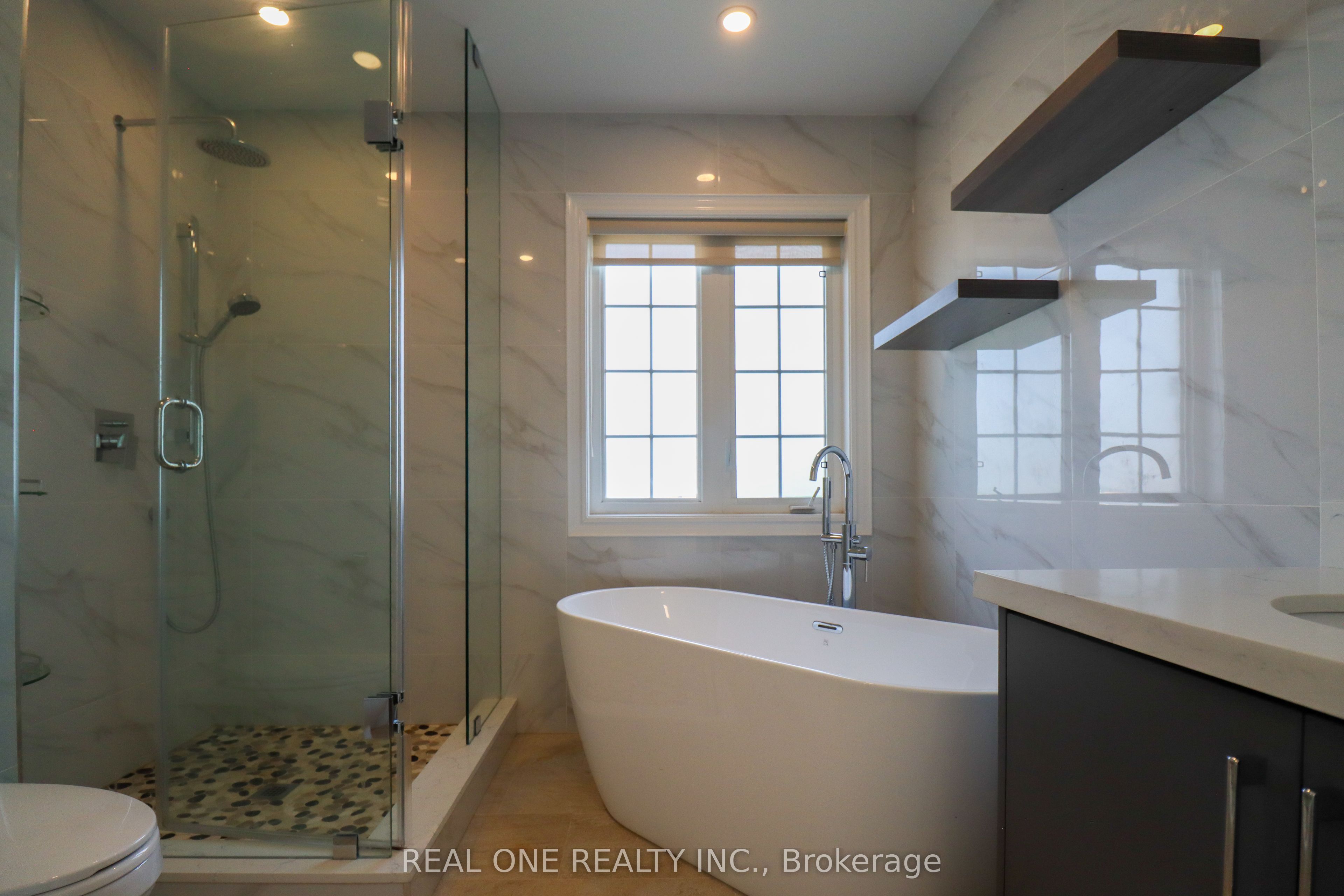 MLS #W12386836 image #20