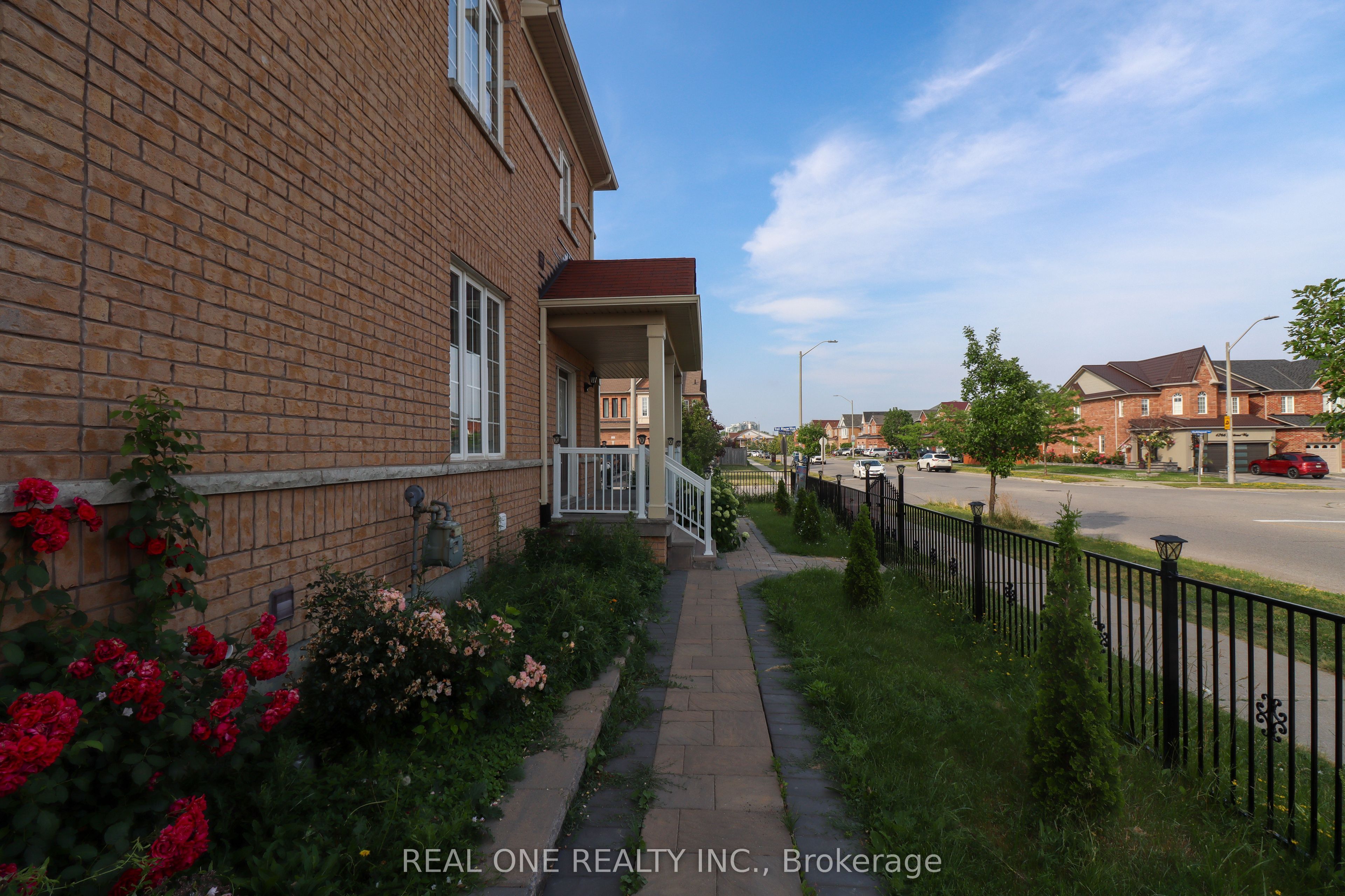 MLS #W12386836 image #3