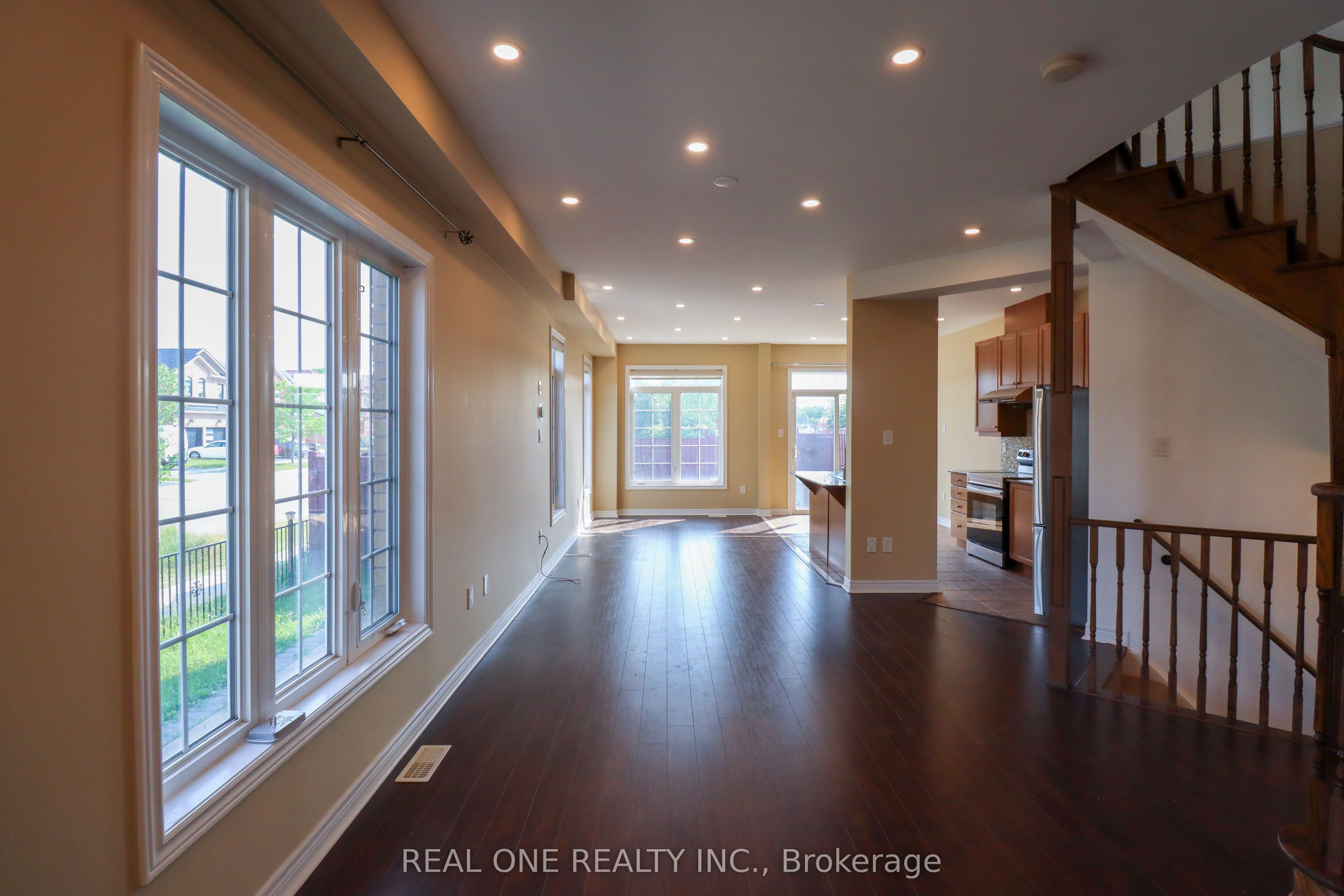 MLS #W12386836 image #7