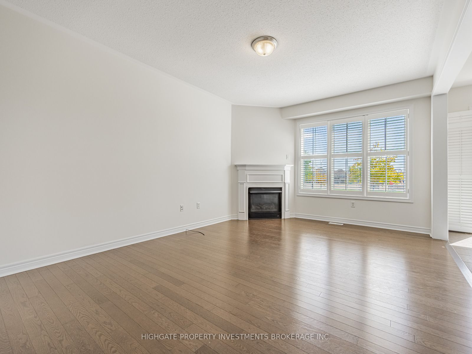 MLS #W12387049 image #13