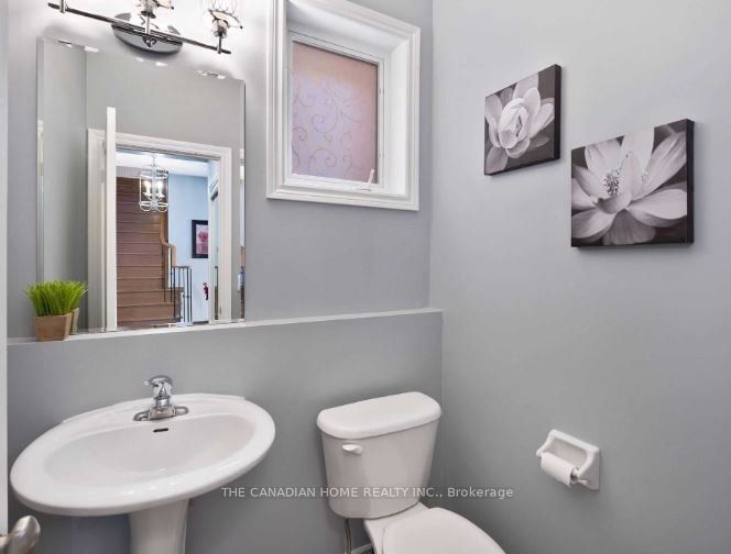 MLS #W12387077 image #2