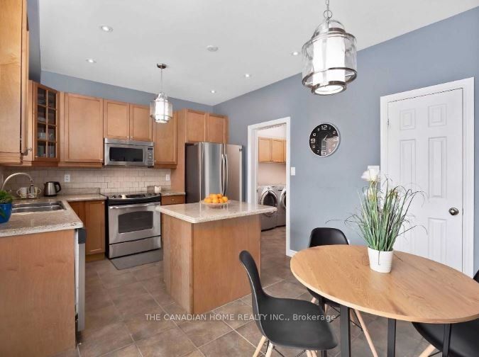 MLS #W12387077 image #6