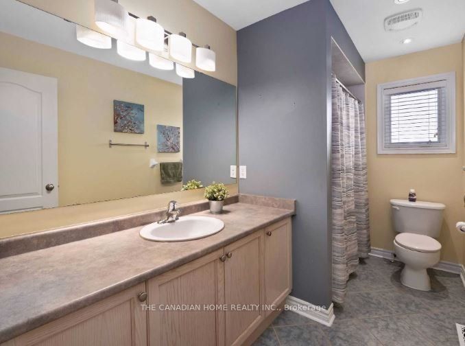 MLS #W12387077 image #9