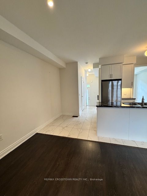 MLS #W12387091 image #7