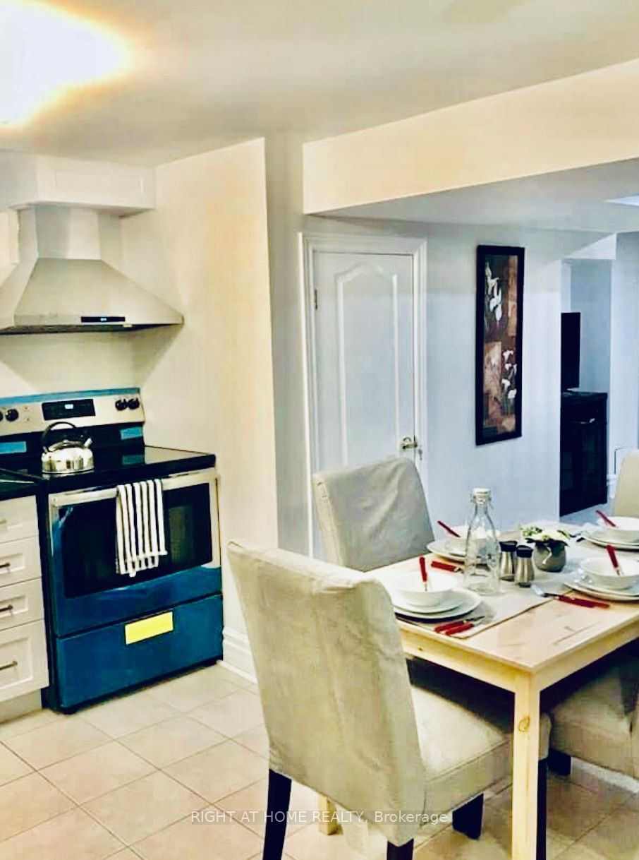 MLS #W12387165 image #11