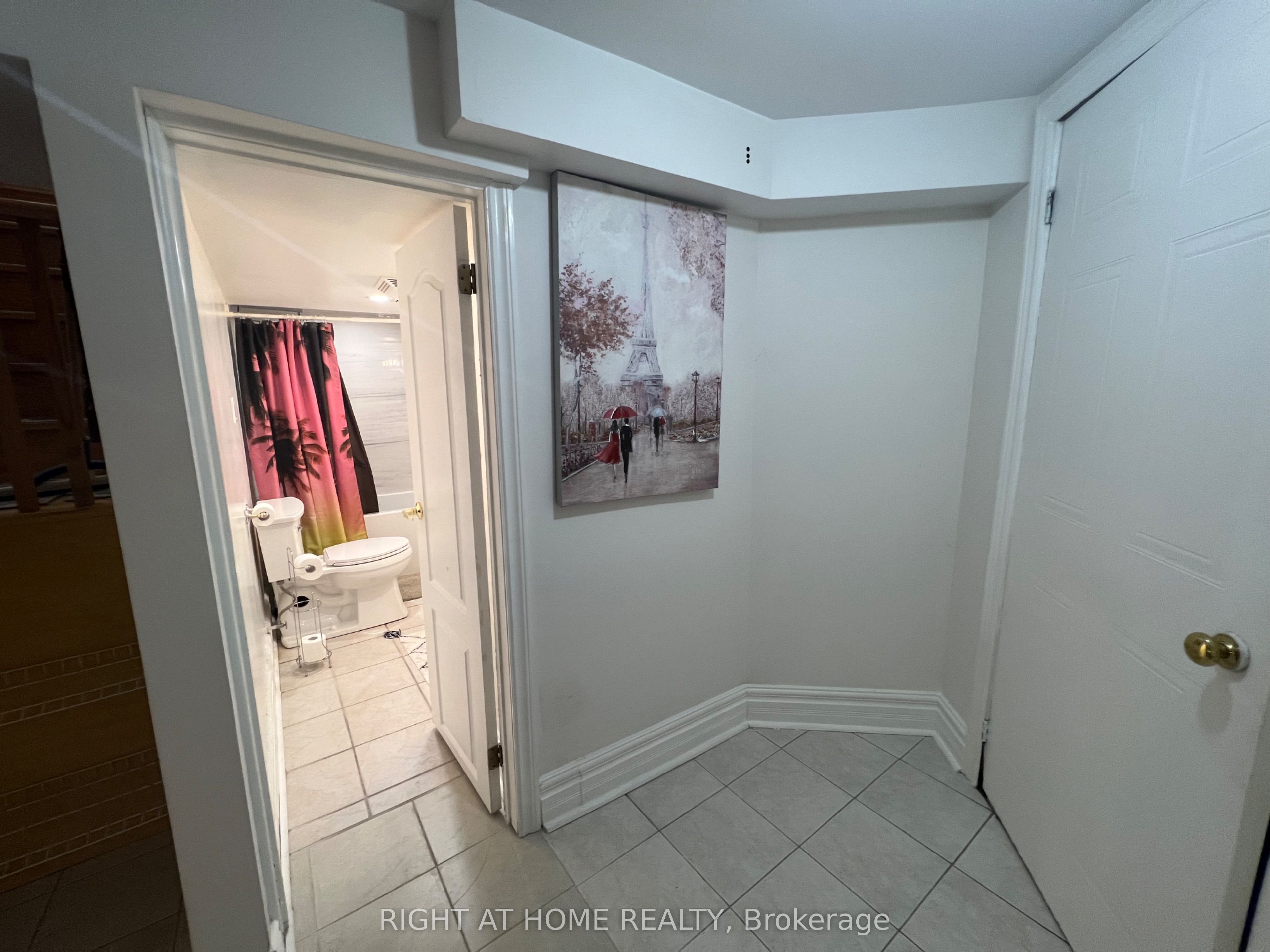 MLS #W12387165 image #16