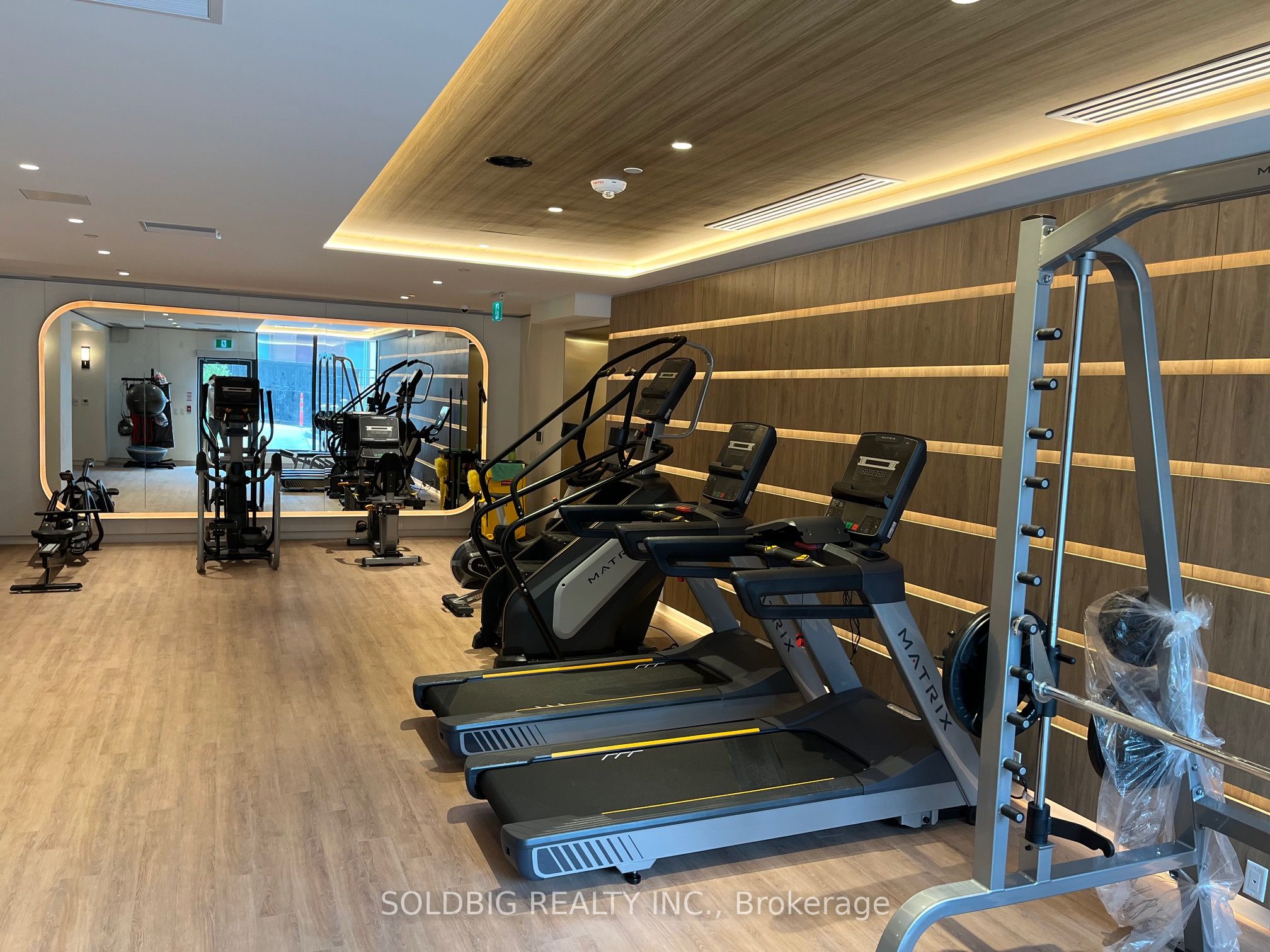 MLS #W12387199 image #15