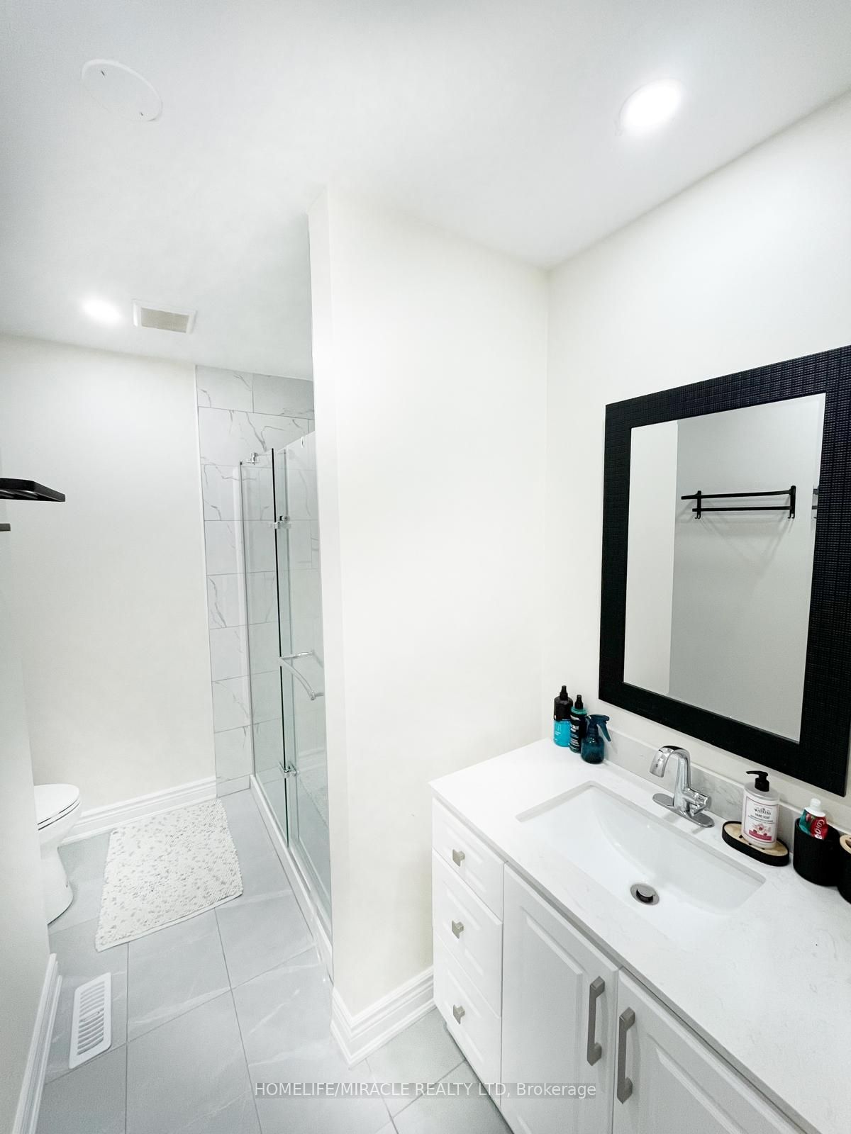 MLS #W12387242 image #10